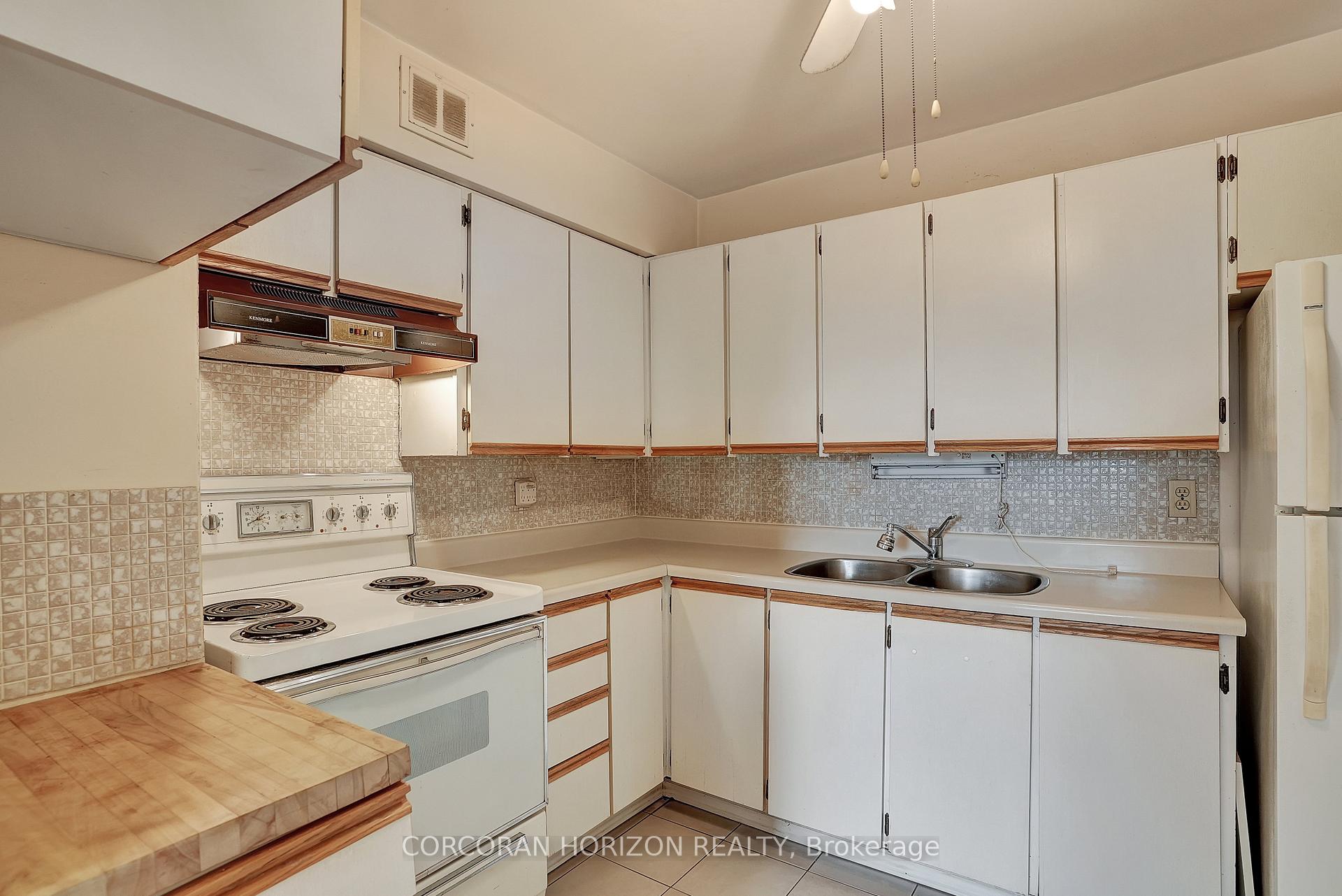 Photo 18 of Unit 409, 58 Bridgeport Road E, Waterloo — HOMEH