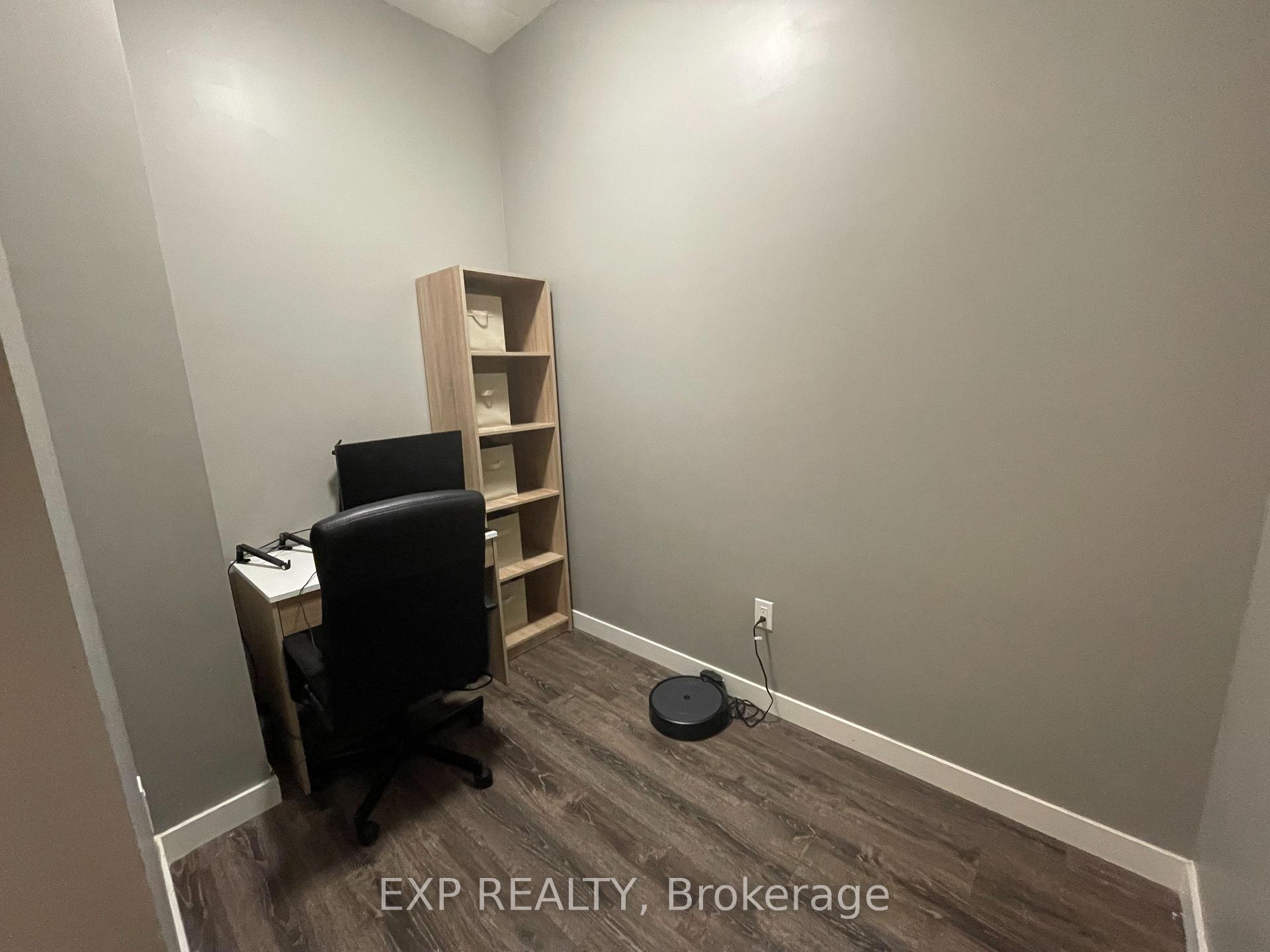 Photo 6 of Unit 802, 280 Lester Street, Waterloo, Beechwood/University — HOMEH