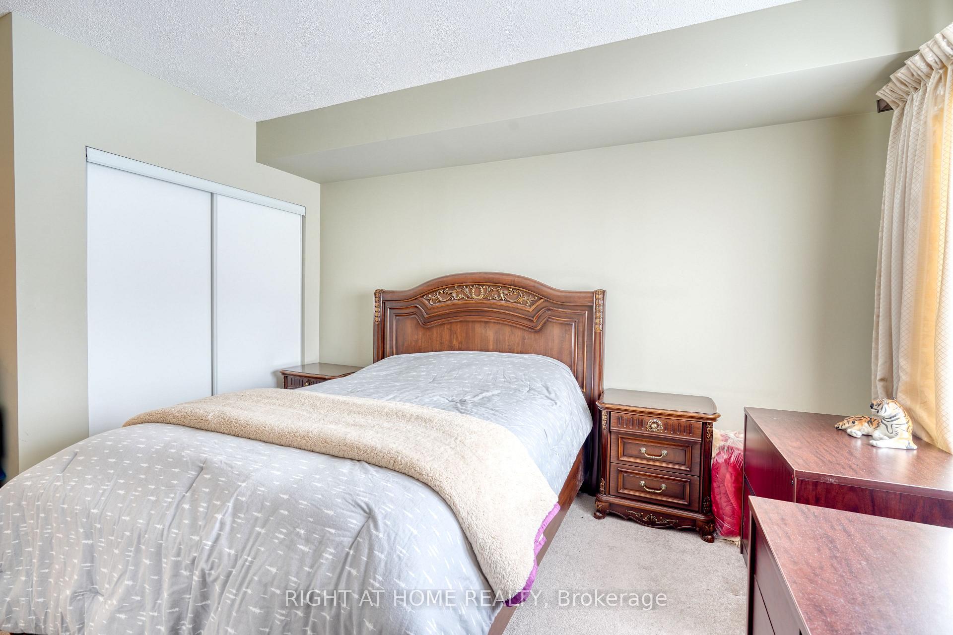 Photo 16 of Unit 210, 39 Ferndale Drive S, Barrie, Ardagh — HOMEH