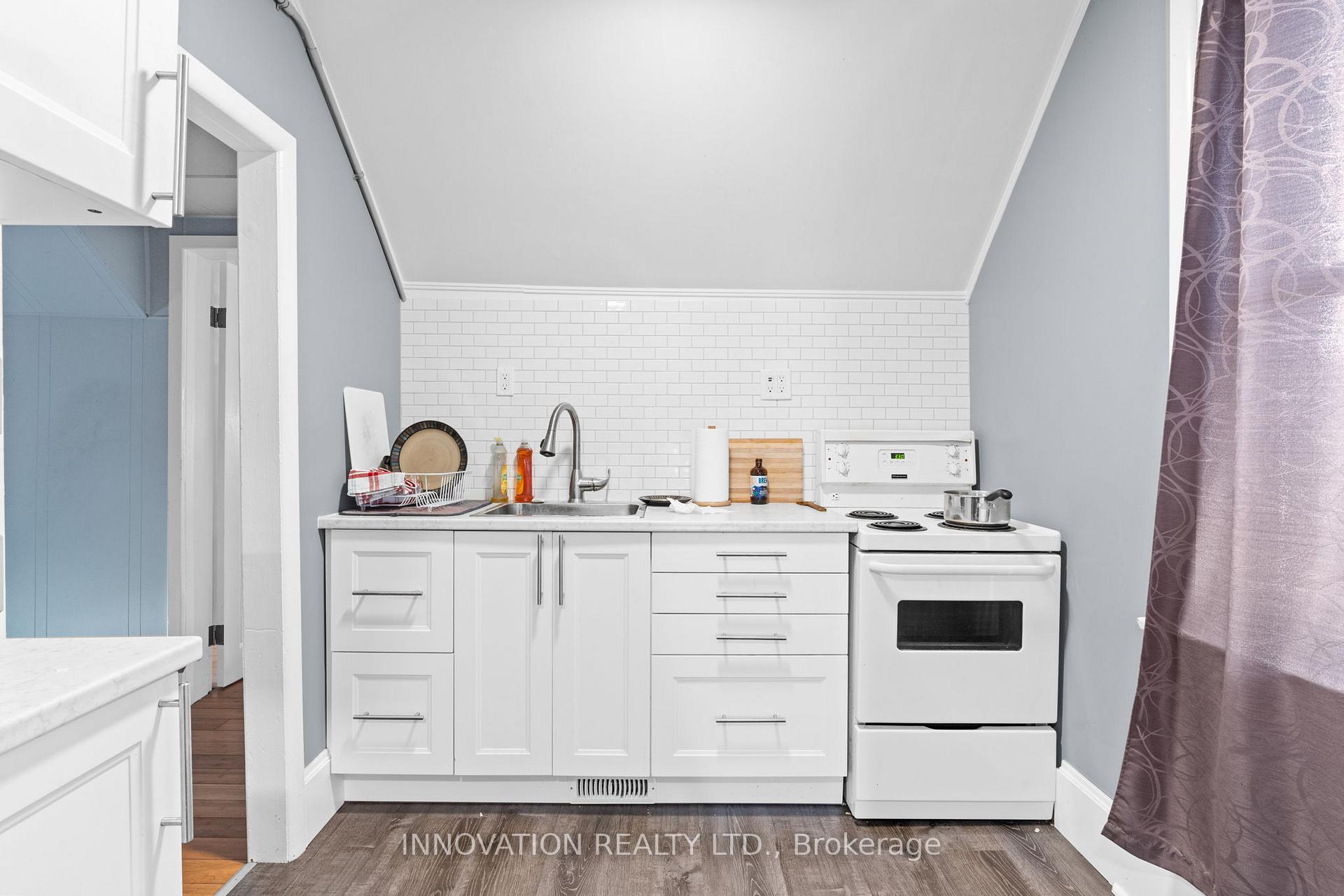 Photo 7 of 55 Lake Avenue E, Carleton Place — HOMEH