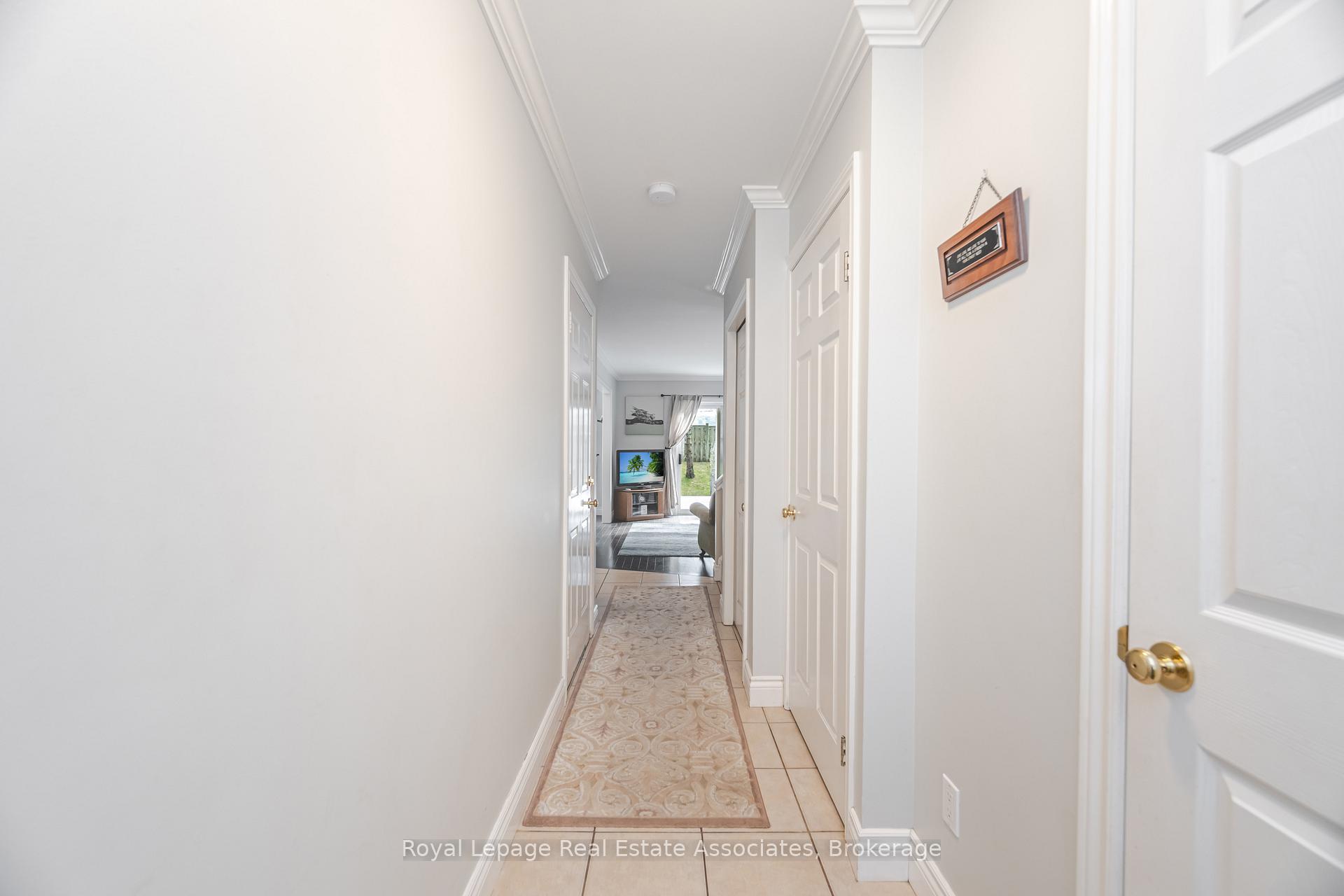 Photo 8 of Unit 5, 360 Cornridge Place, Waterloo — HOMEH