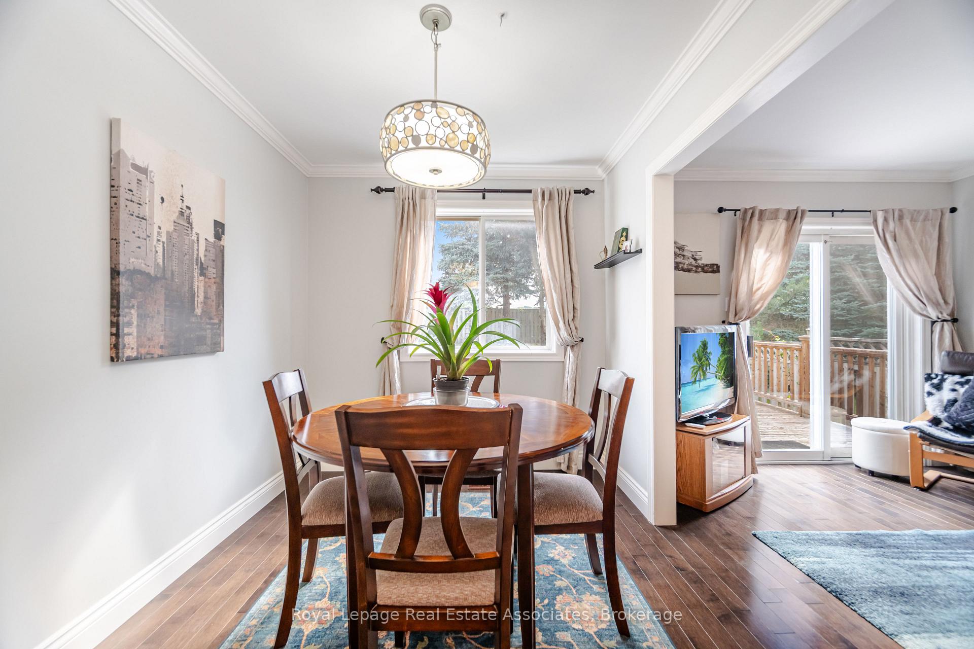 Photo 14 of Unit 5, 360 Cornridge Place, Waterloo — HOMEH