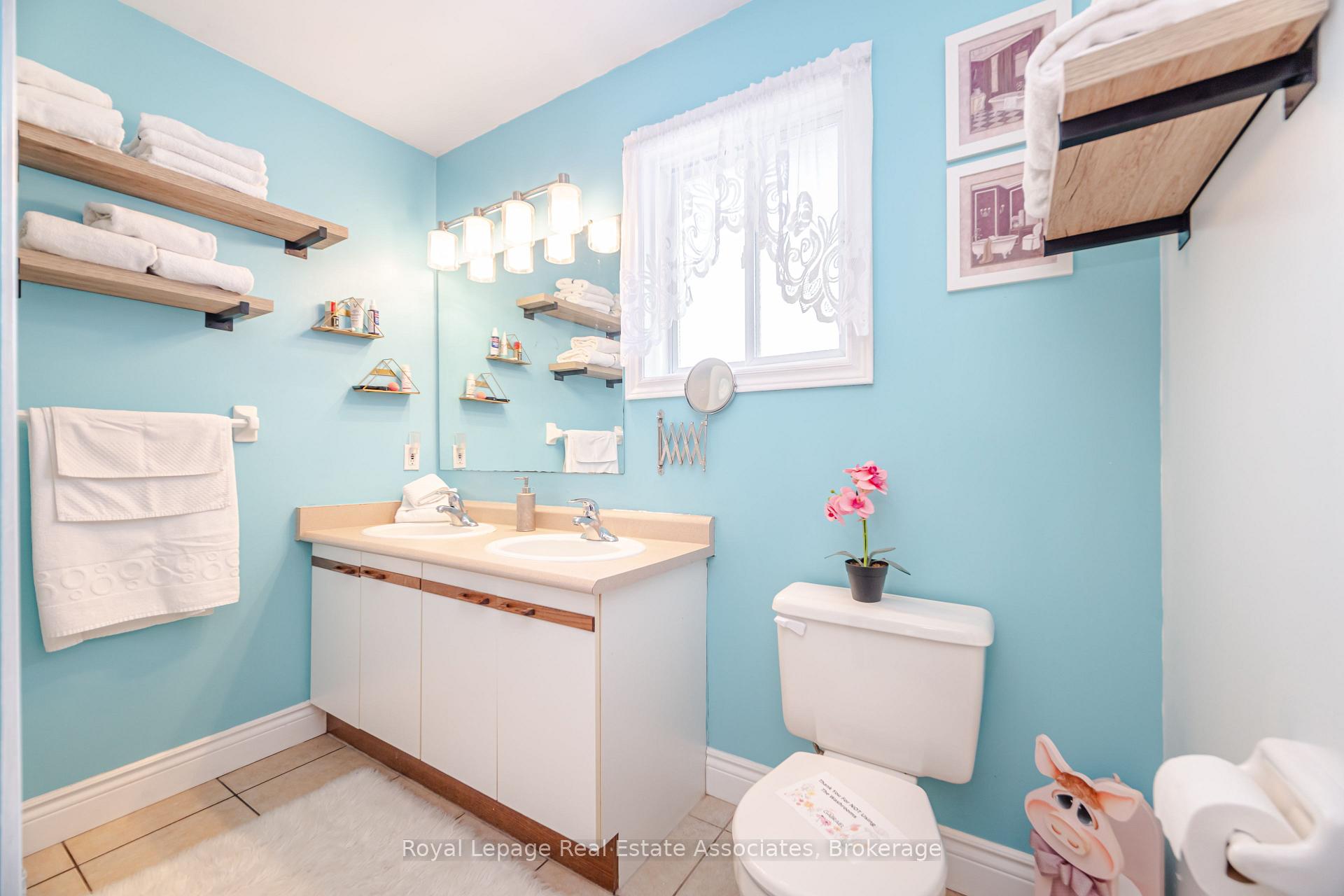 Photo 30 of Unit 5, 360 Cornridge Place, Waterloo — HOMEH