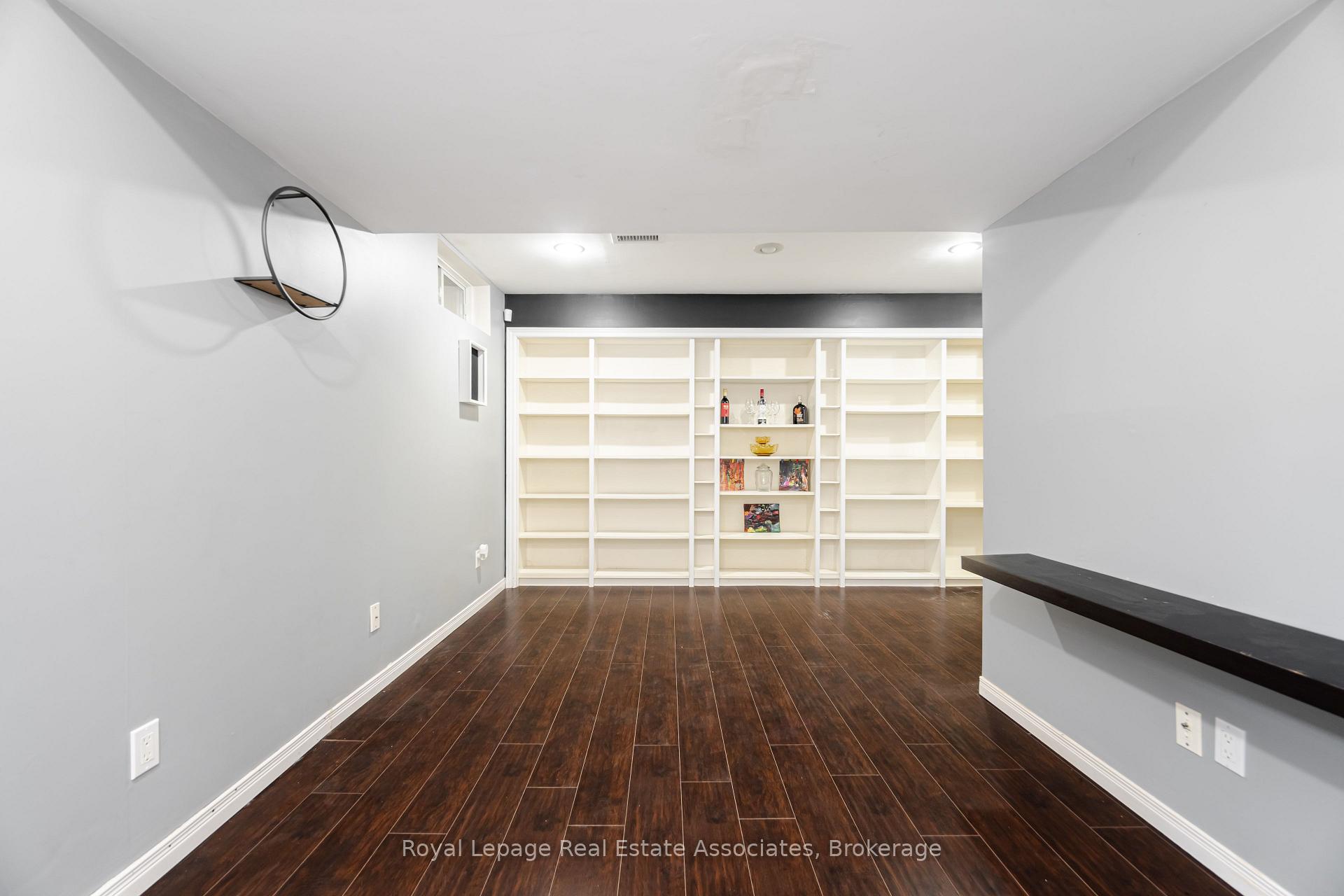 Photo 39 of Unit 5, 360 Cornridge Place, Waterloo — HOMEH