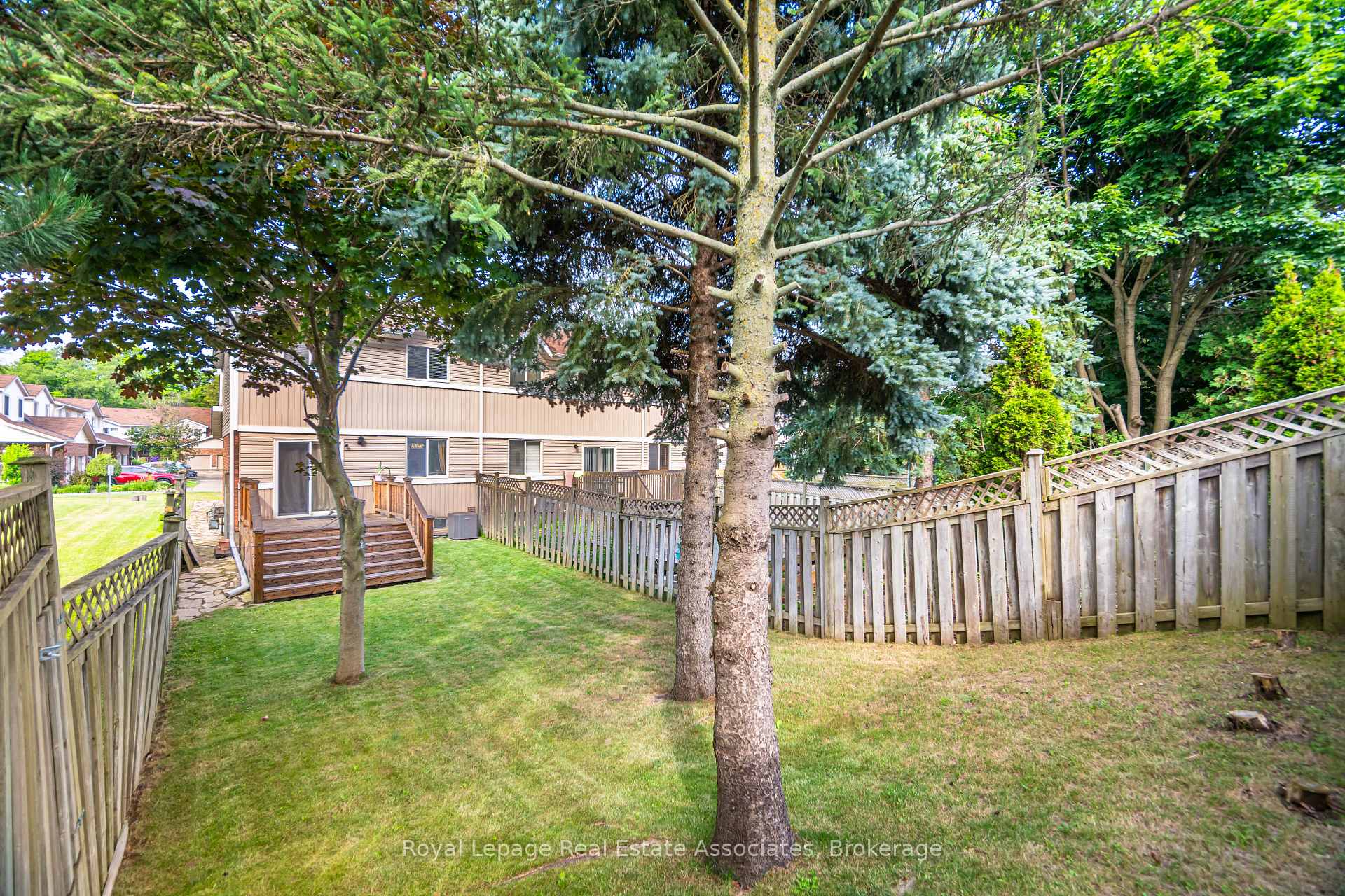 Photo 46 of Unit 5, 360 Cornridge Place, Waterloo — HOMEH