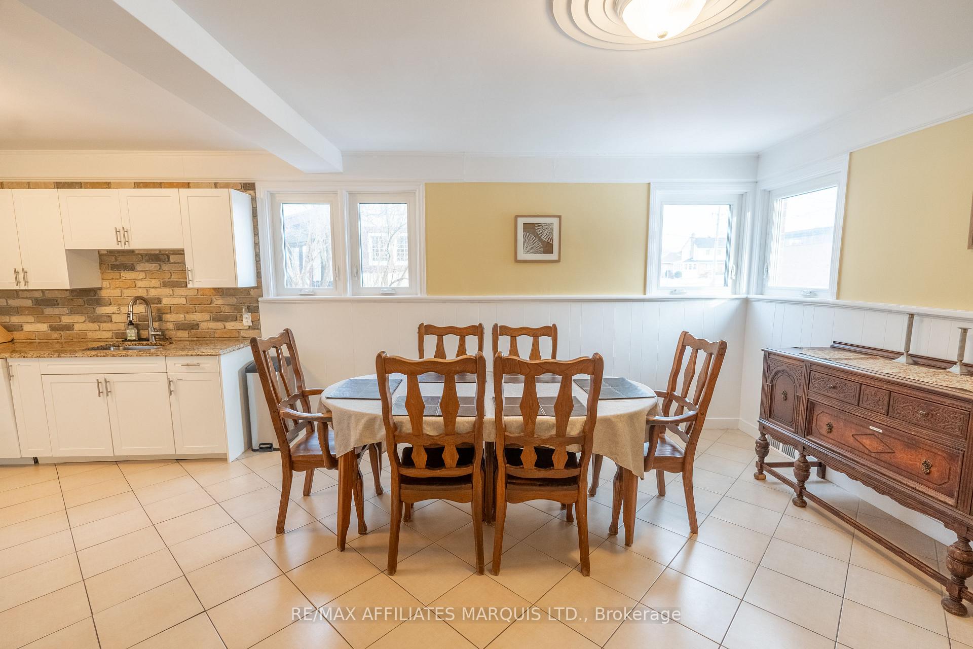 Photo 10 of 7 Old Orchard Avenue, Cornwall — HOMEH
