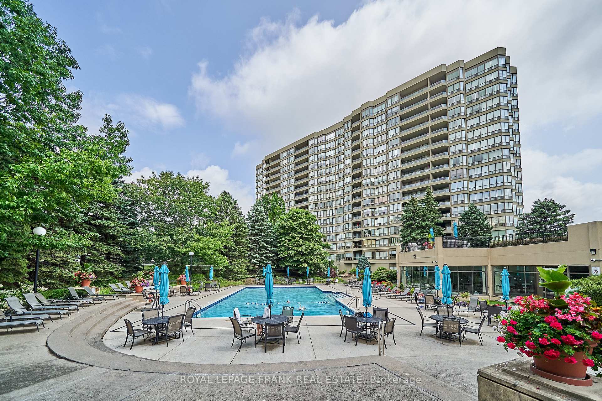 Photo 28 of Unit 107, 1890 Valley Farm Road, Pickering, Town Centre — HOMEH