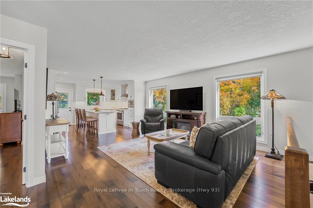 Photo 6 of 814 Jane Boulevard, Midland — HOMEH