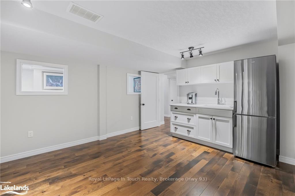 Photo 53 of 814 Jane Boulevard, Midland — HOMEH