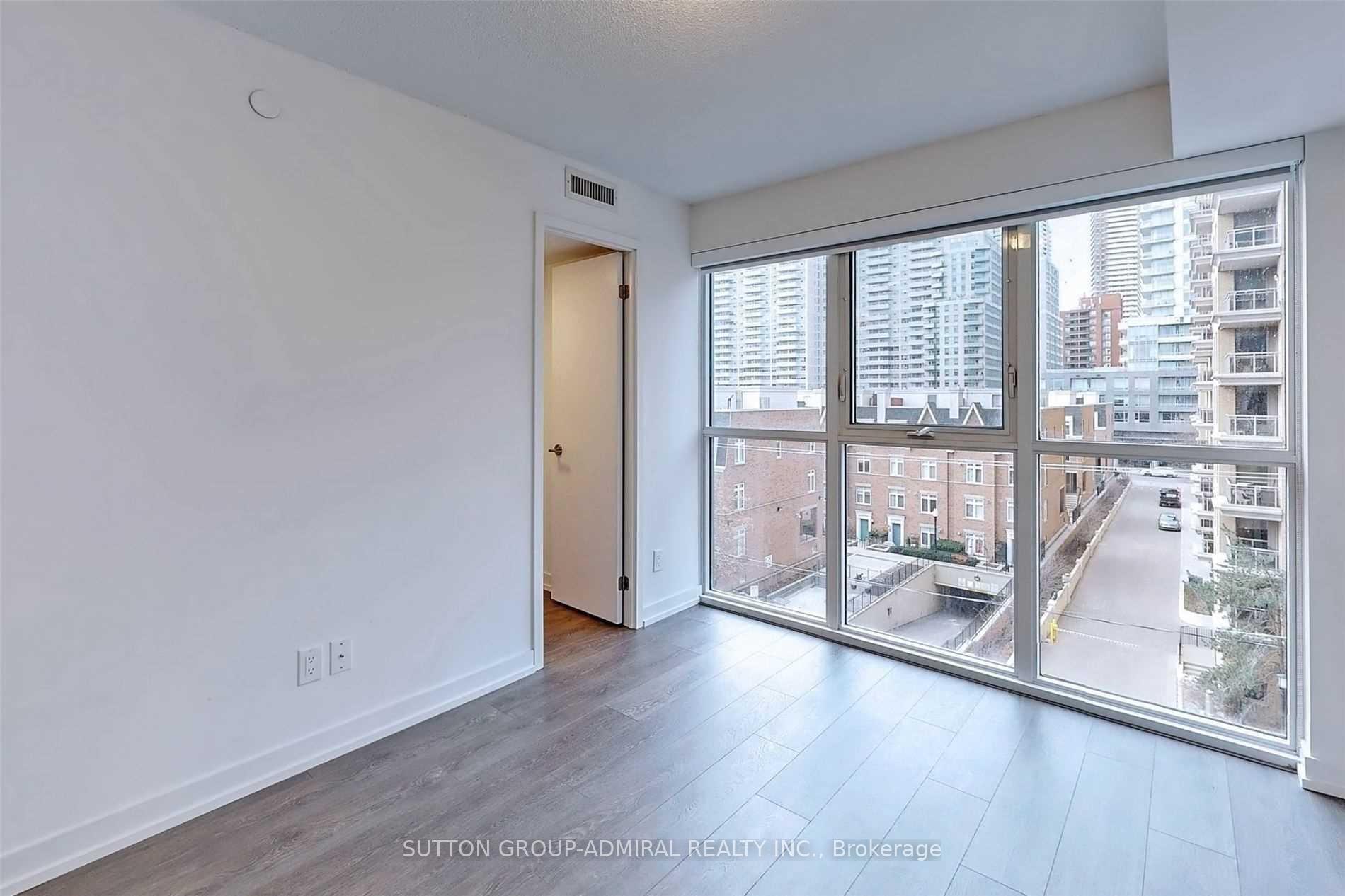 Photo 13 of Unit 413, 125 Redpath Avenue, Toronto, Mount Pleasant West — HOMEH