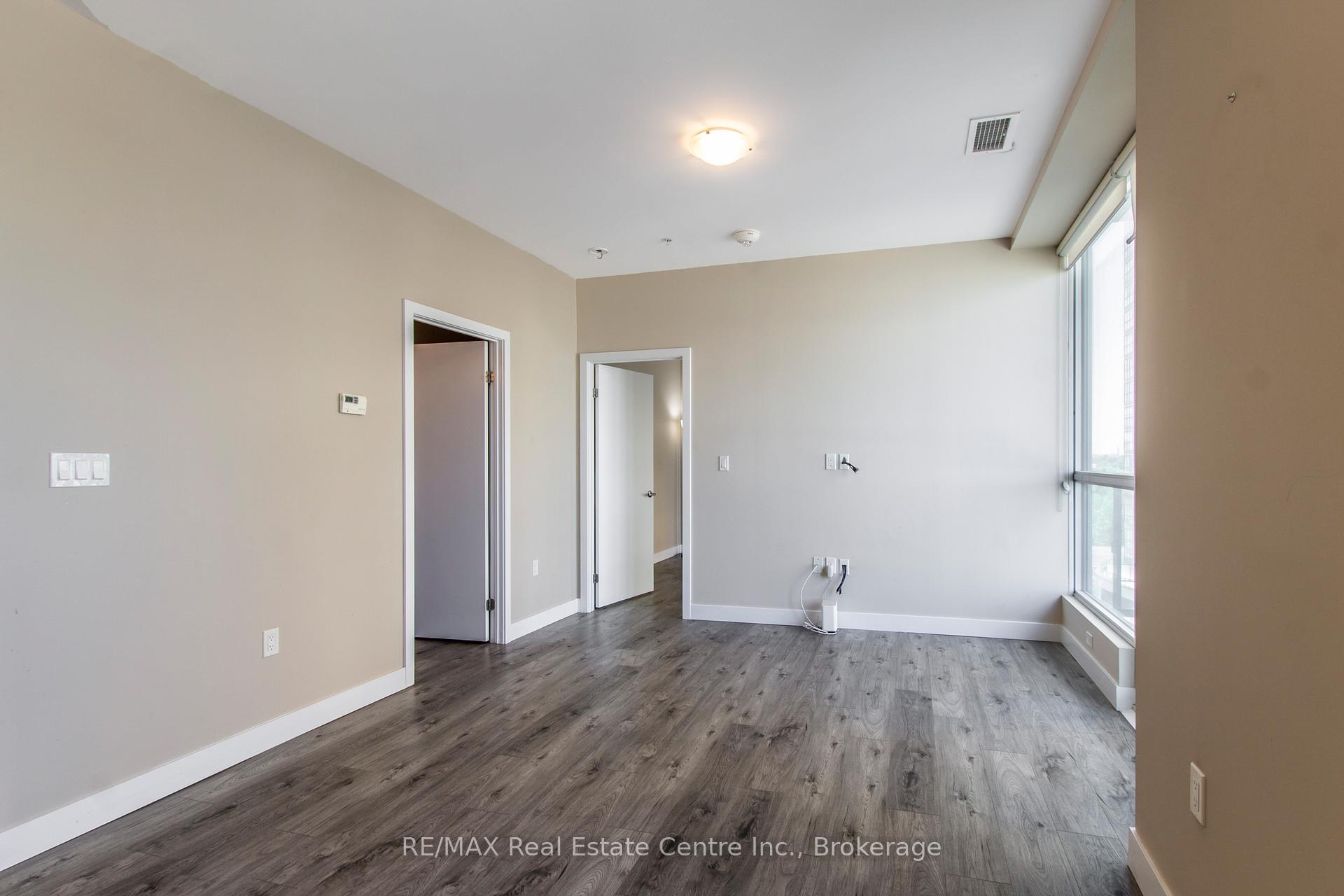 Photo 18 of Unit 803, 100 Garment Street, Kitchener — HOMEH