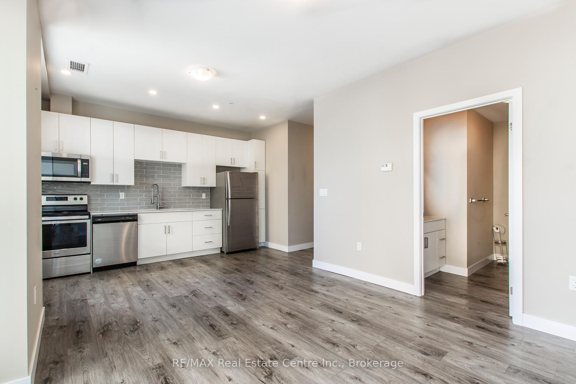 Photo 19 of Unit 803, 100 Garment Street, Kitchener — HOMEH