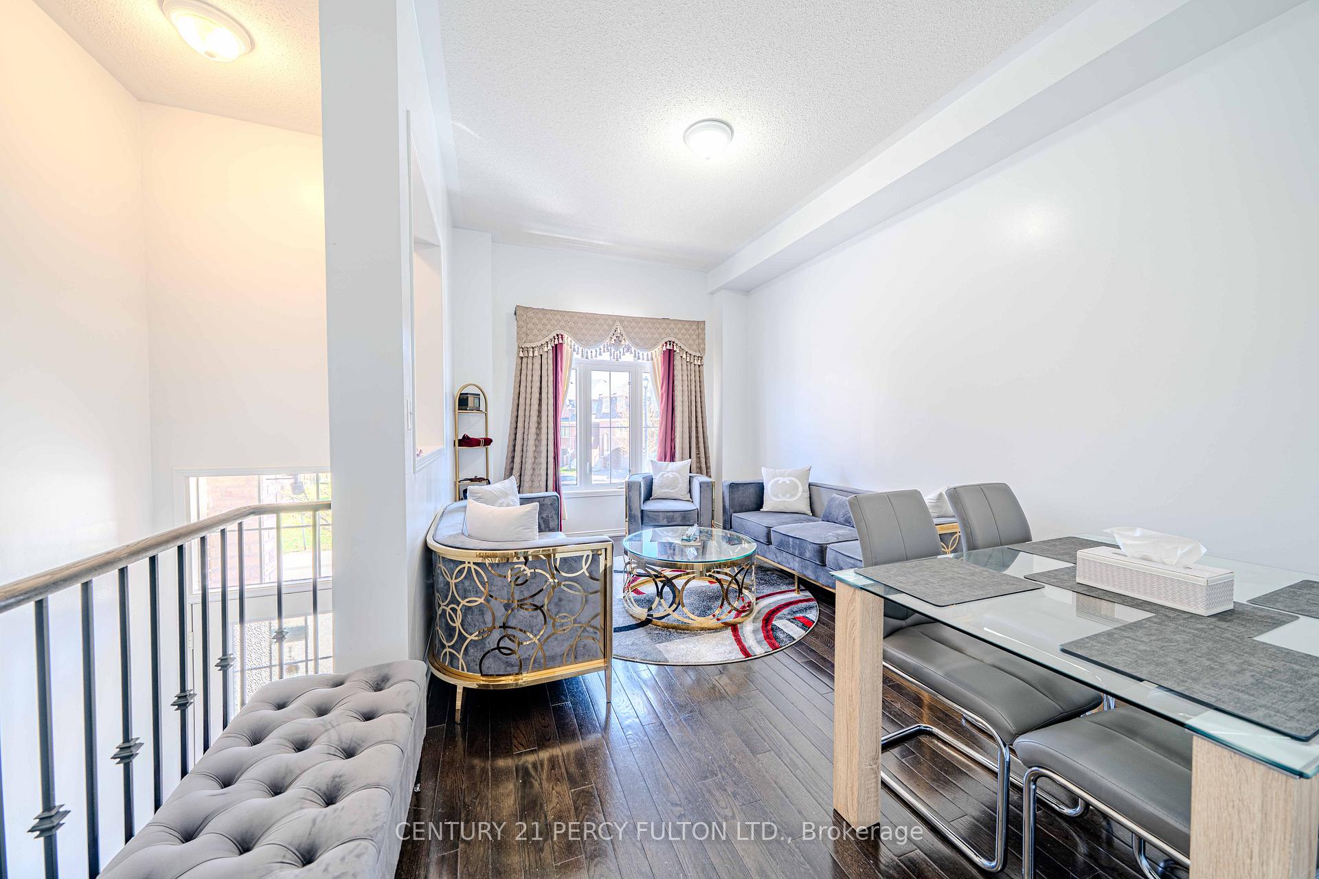 Photo 4 of Unit 11, 22 Burtonbury Lane, Ajax, Northeast Ajax — HOMEH