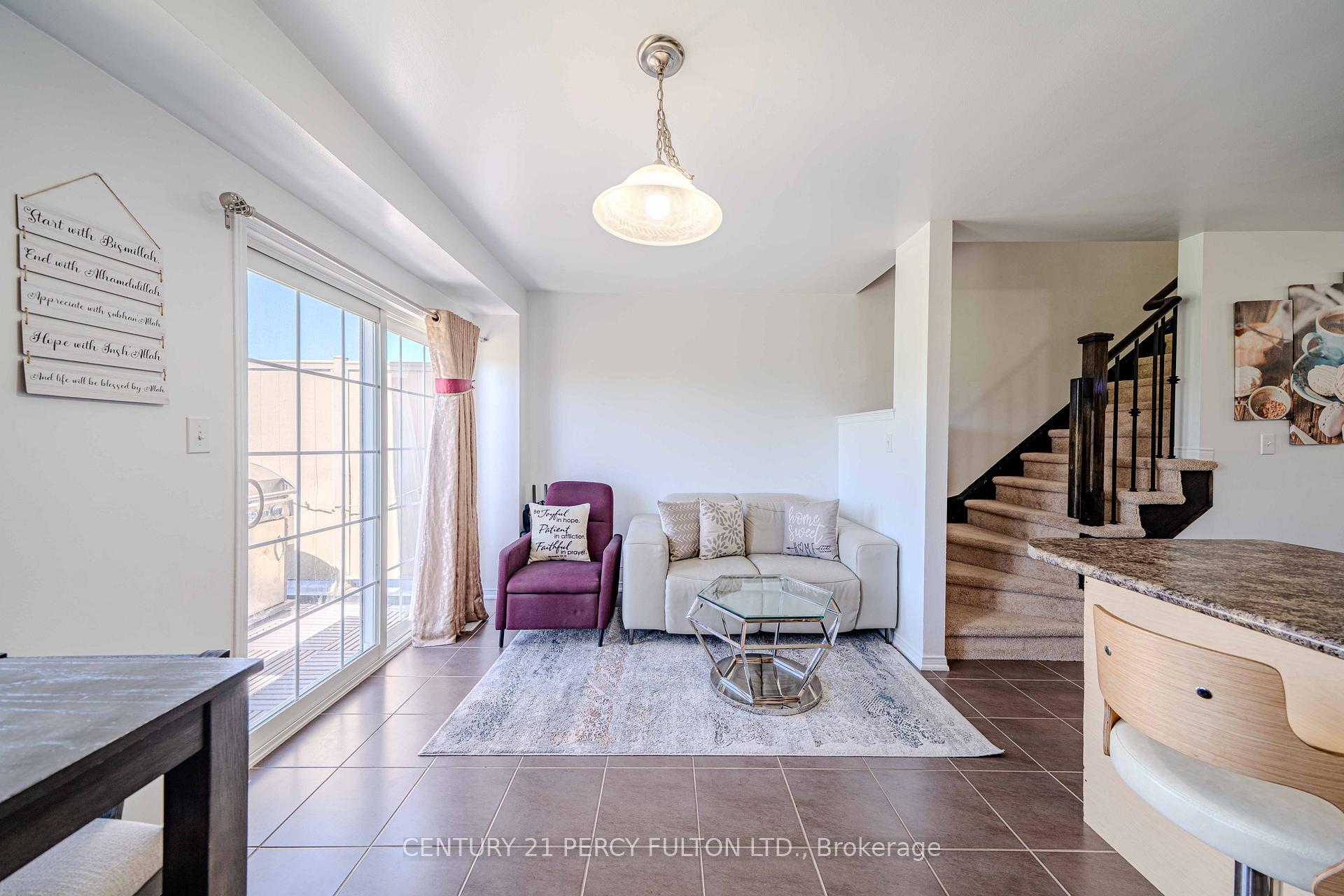 Photo 10 of Unit 11, 22 Burtonbury Lane, Ajax, Northeast Ajax — HOMEH