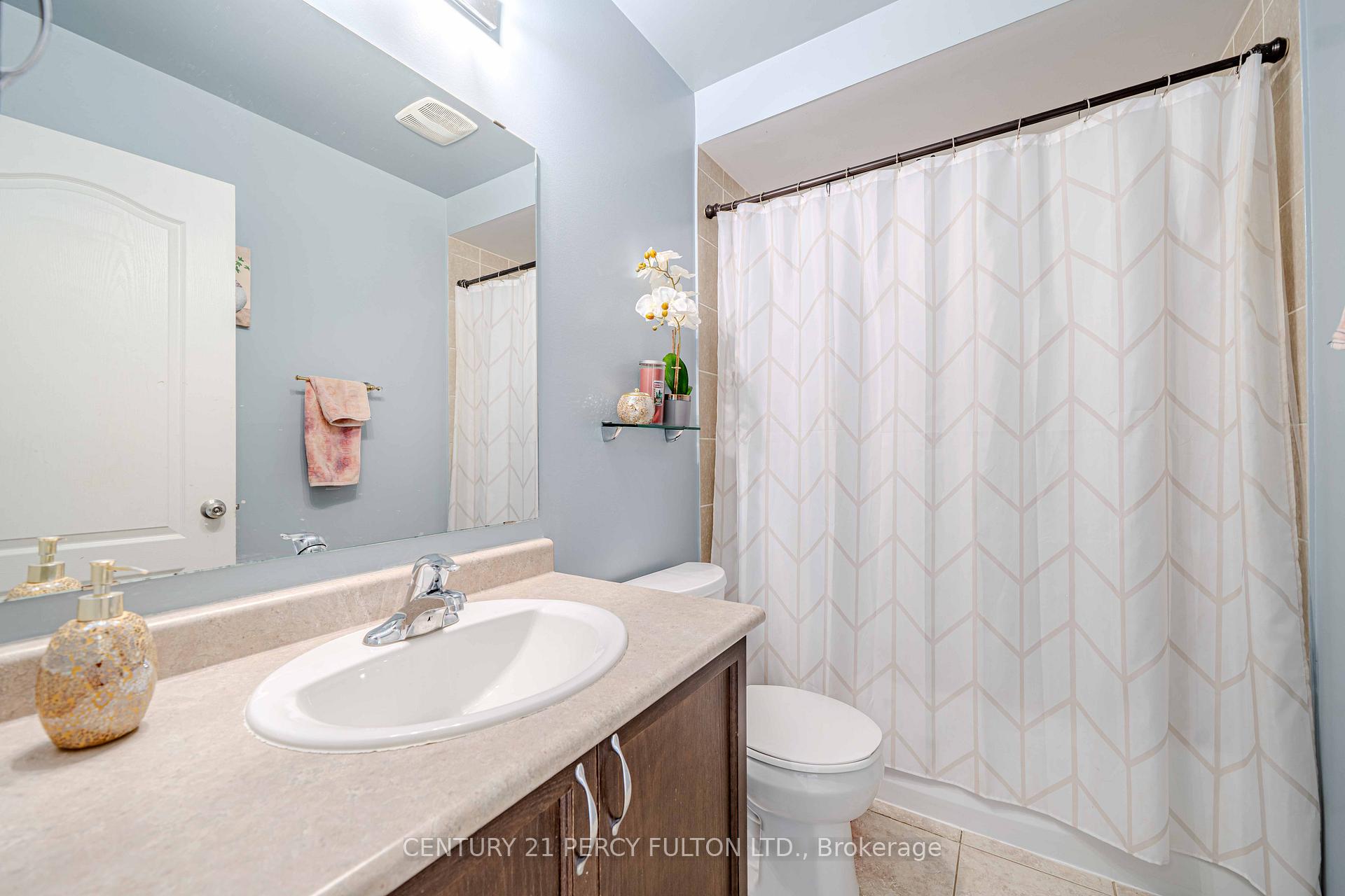 Photo 19 of Unit 11, 22 Burtonbury Lane, Ajax, Northeast Ajax — HOMEH