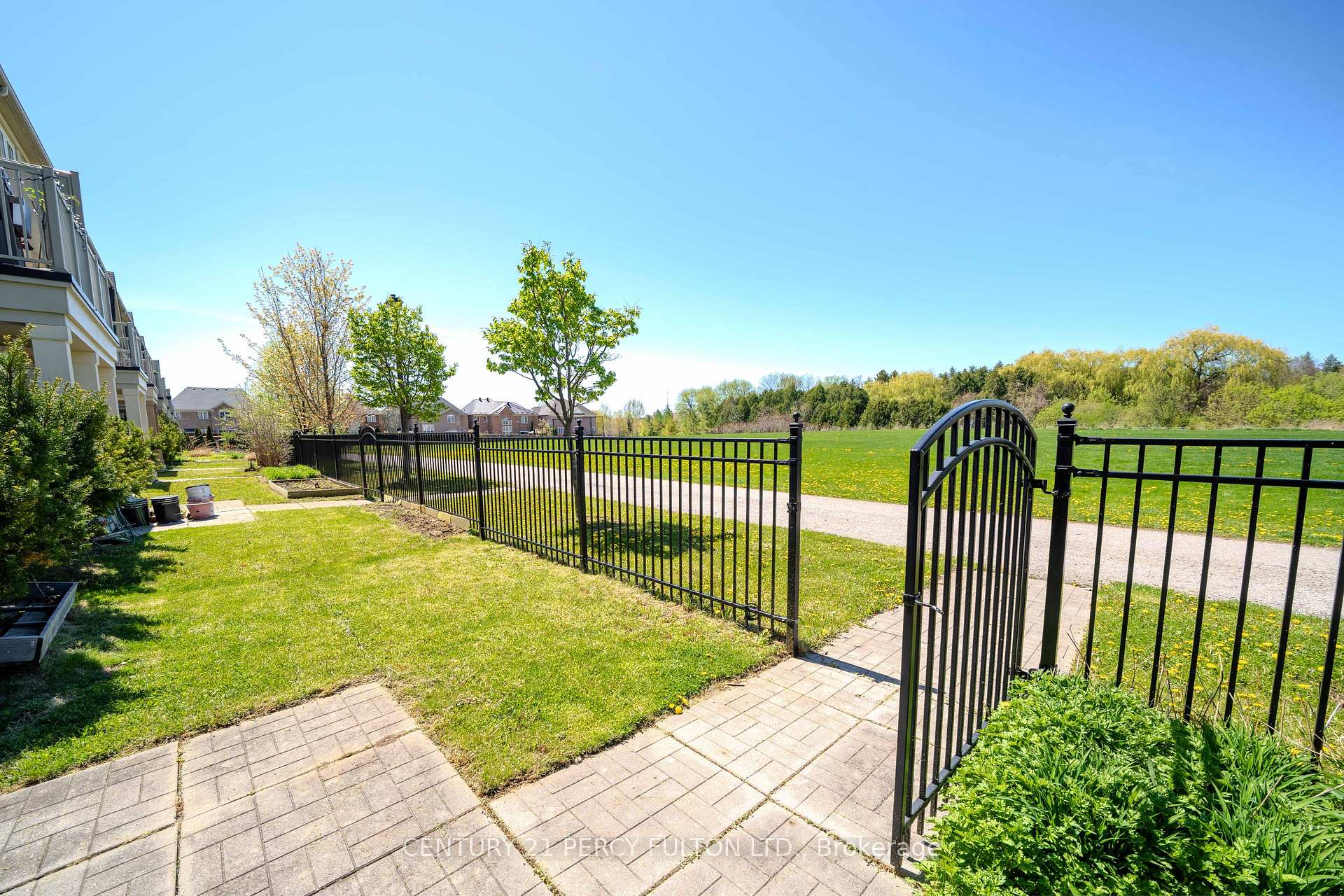 Photo 32 of Unit 11, 22 Burtonbury Lane, Ajax, Northeast Ajax — HOMEH
