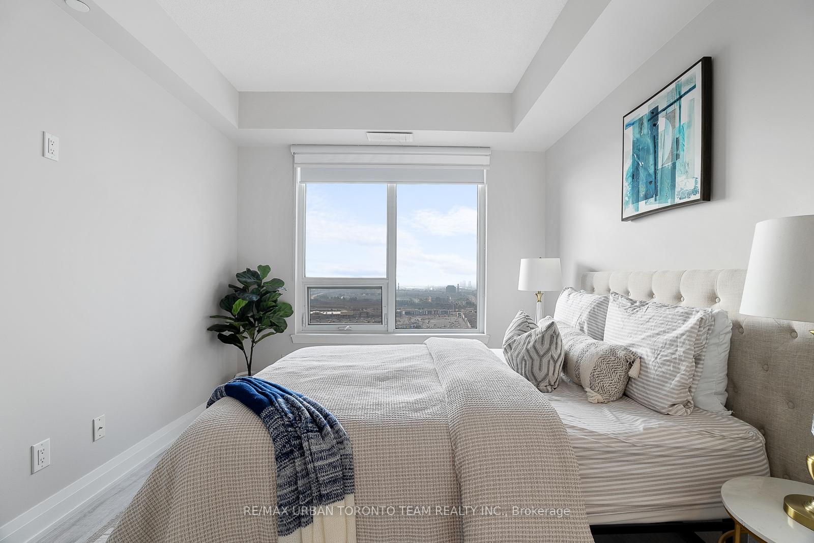 Photo 8 of Unit 2510, 3600 Highway 7 Road, Vaughan, Vaughan Corporate Centre — HOMEH
