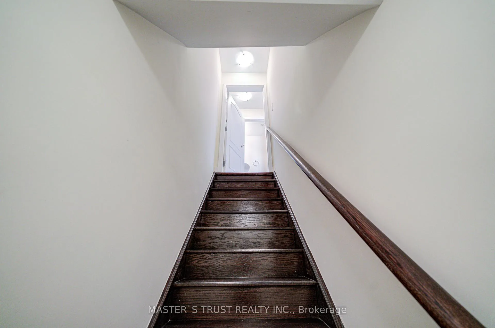 Photo 4 of Unit UNIT 507, 30 Dunsheath Way, Markham, Cornell — HOMEH