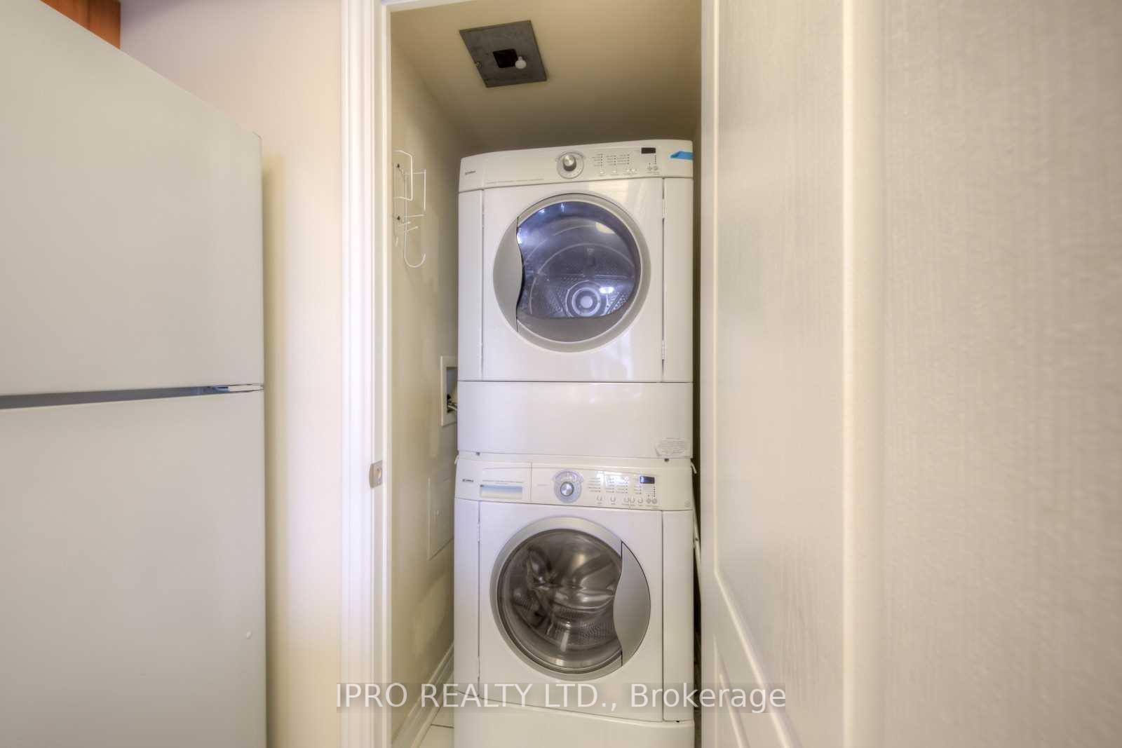 Photo 4 of Unit 508, 50 Disera Drive, Vaughan, Beverley Glen — HOMEH