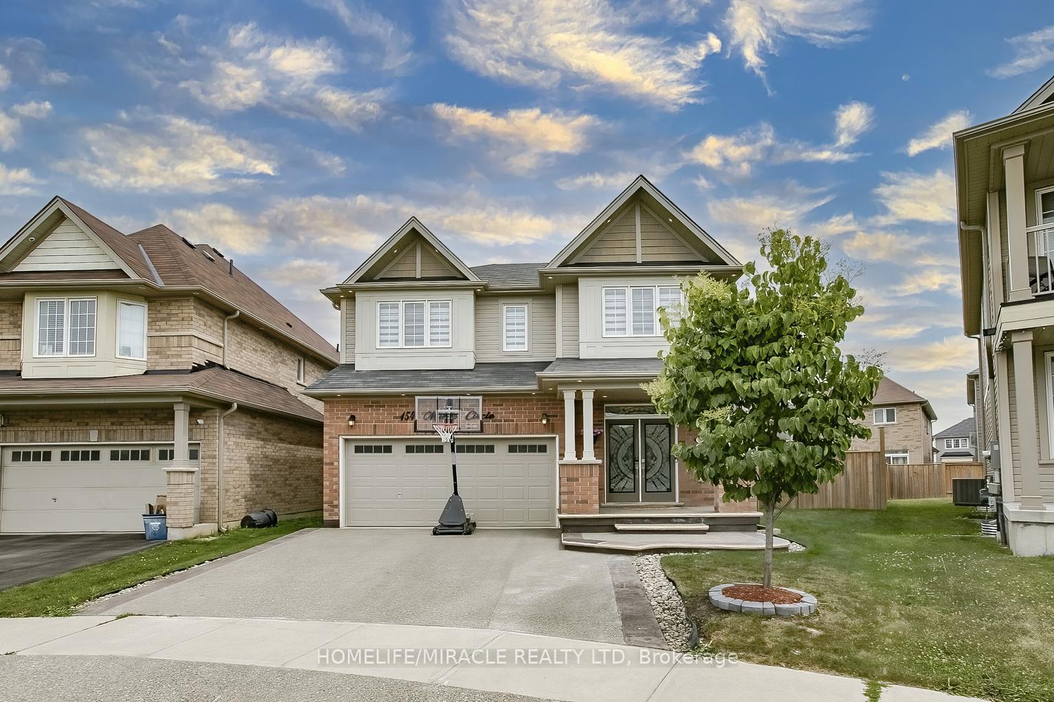 Front of 154 Munro Circle