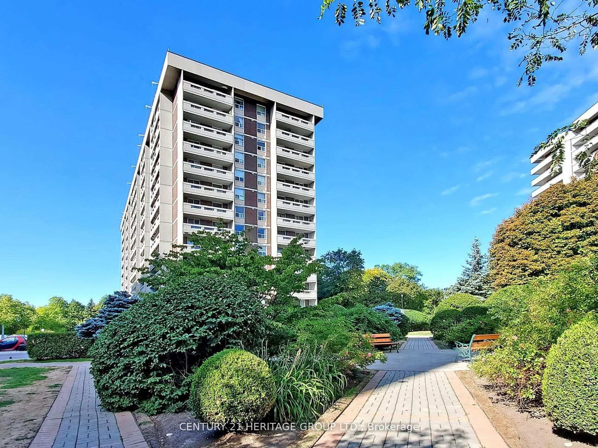 Photo 1 of Unit 406, 60 Inverlochy Boulevard, Markham, Royal Orchard — HOMEH
