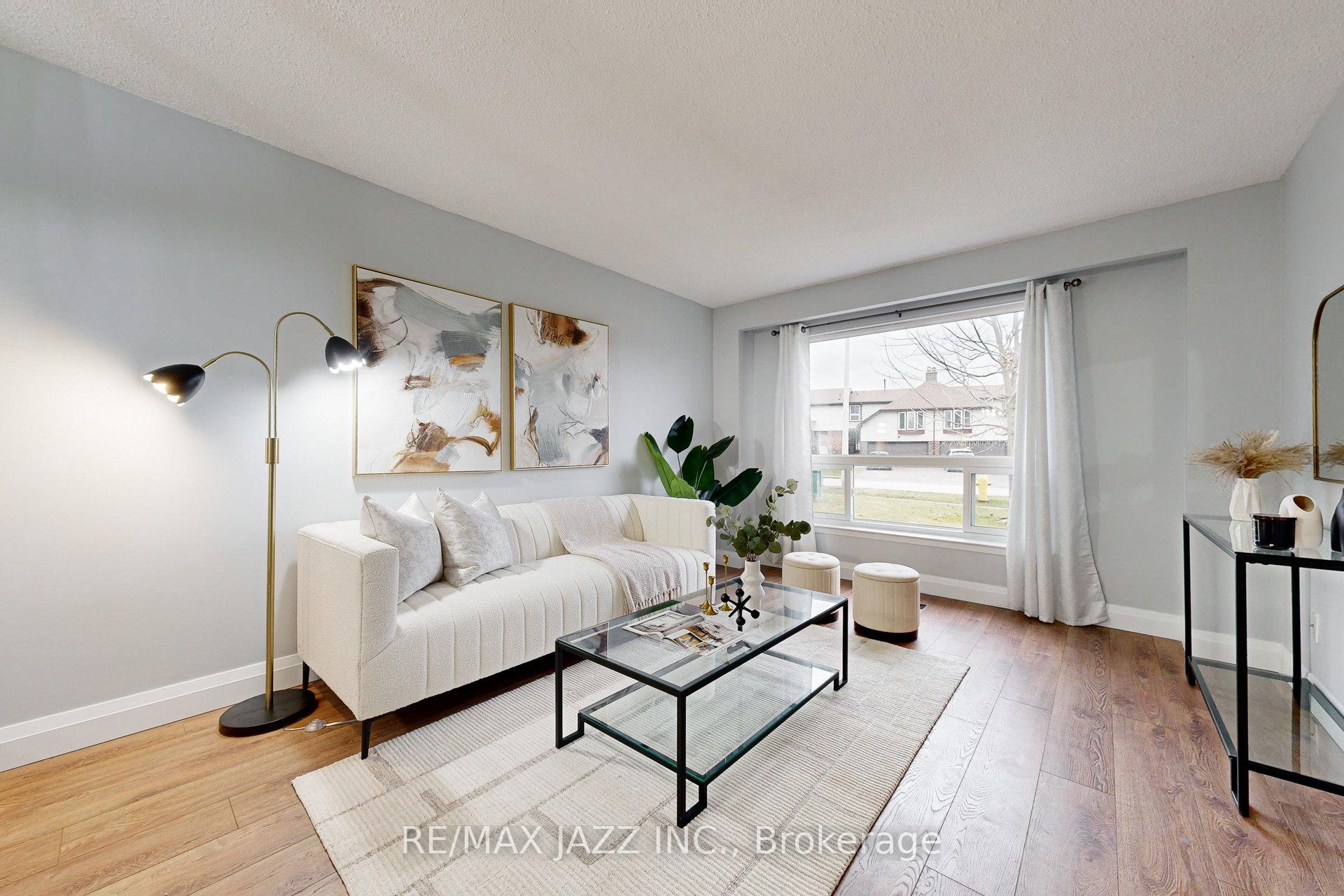 Photo 6 of 7 Groves Lane, Ajax, South East — HOMEH