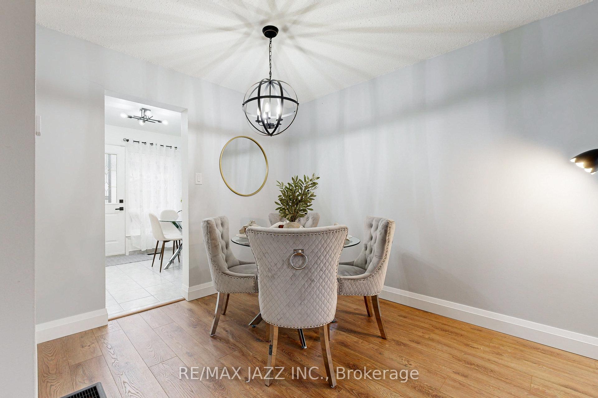 Photo 10 of 7 Groves Lane, Ajax, South East — HOMEH
