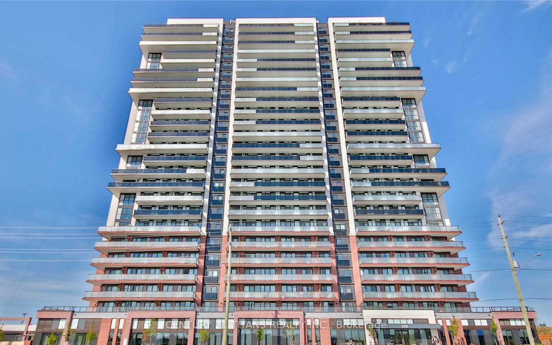 Front of Unit 1406, 2550 Simcoe Street N