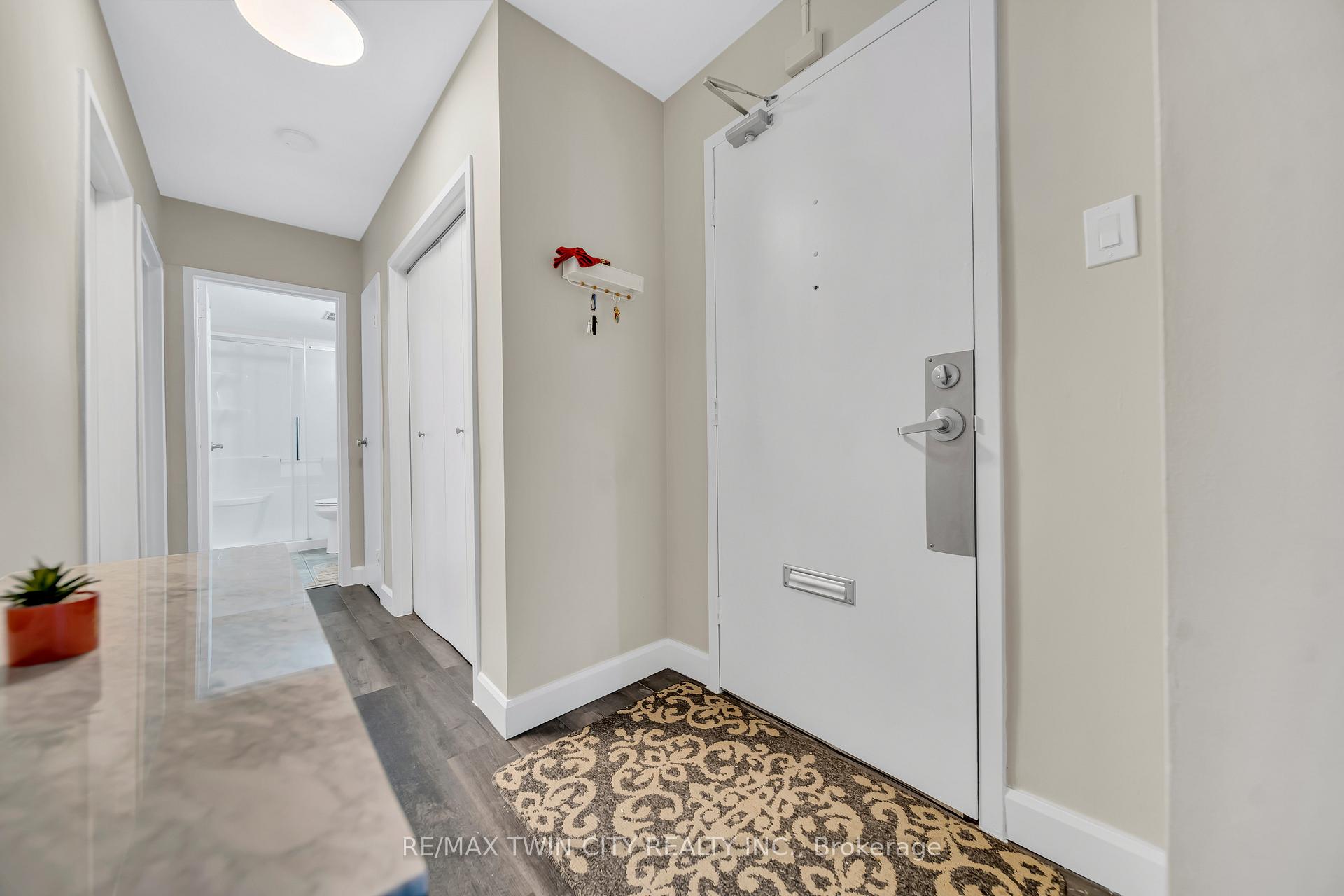 Photo 7 of Unit 701, 24 Midland Drive, Kitchener — HOMEH