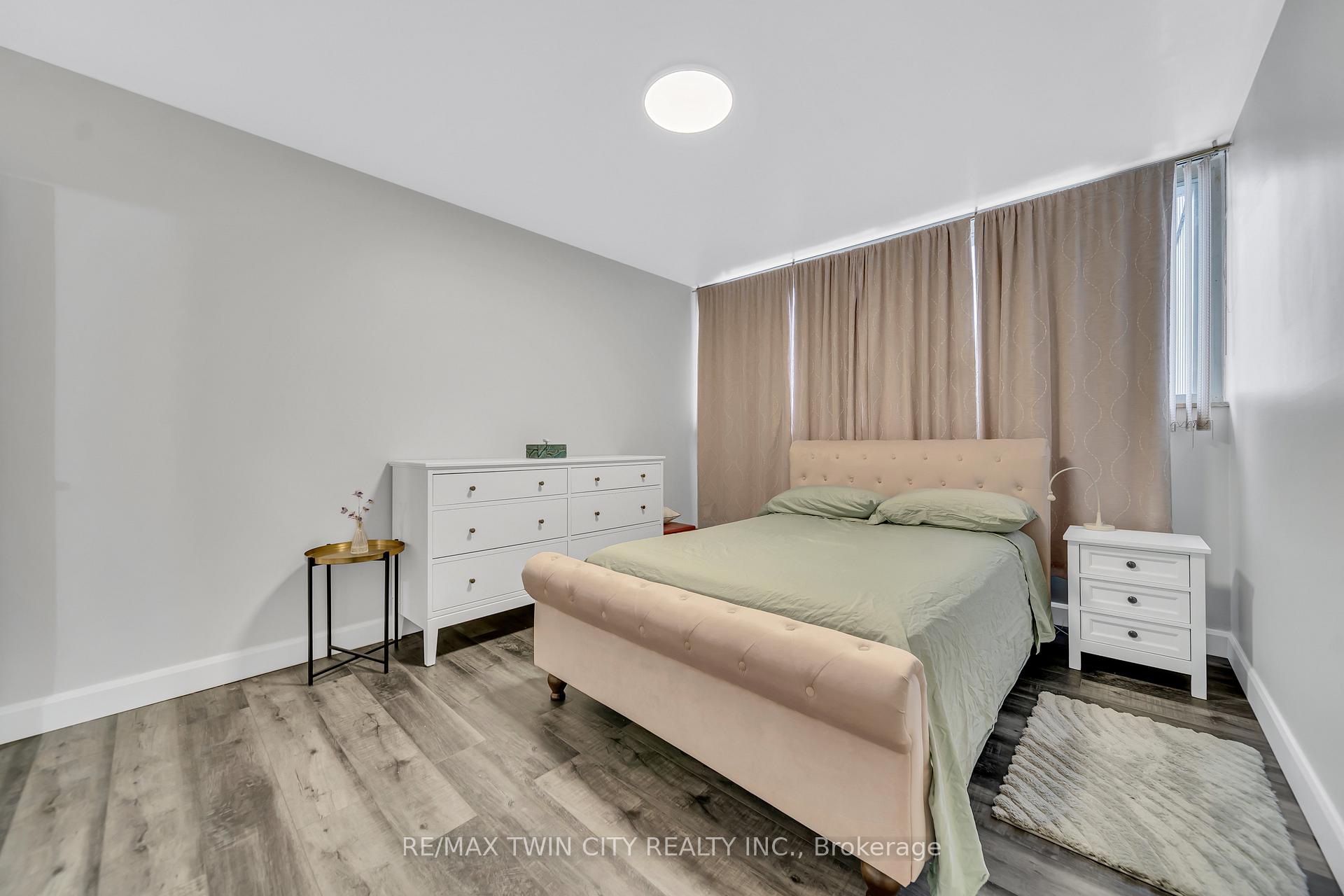 Photo 19 of Unit 701, 24 Midland Drive, Kitchener — HOMEH