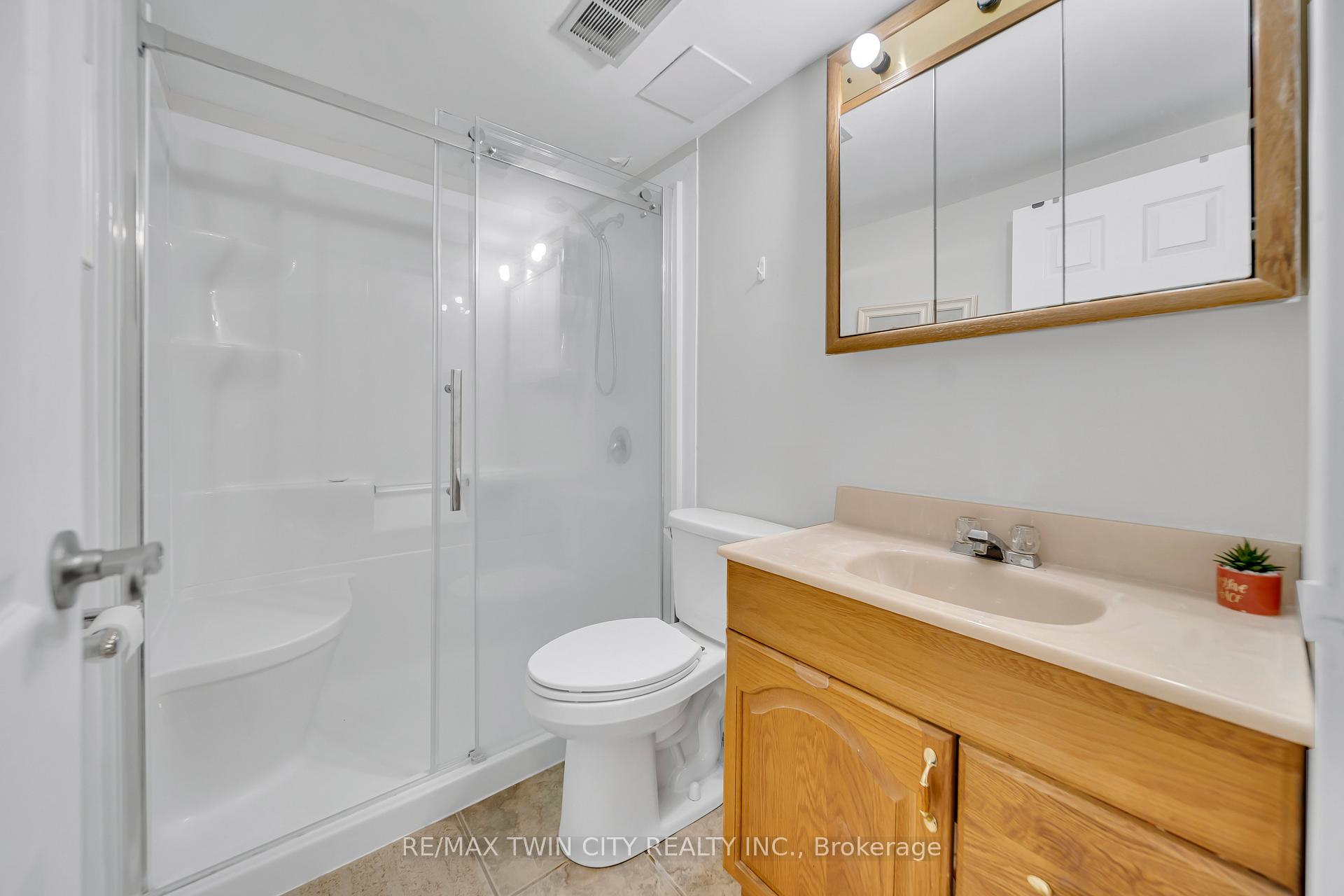 Photo 20 of Unit 701, 24 Midland Drive, Kitchener — HOMEH