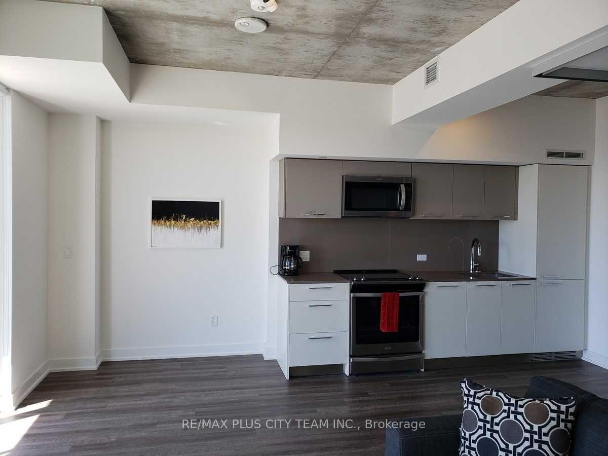 Photo 5 of Unit 810, 15 Baseball Place, Toronto, South Riverdale — HOMEH