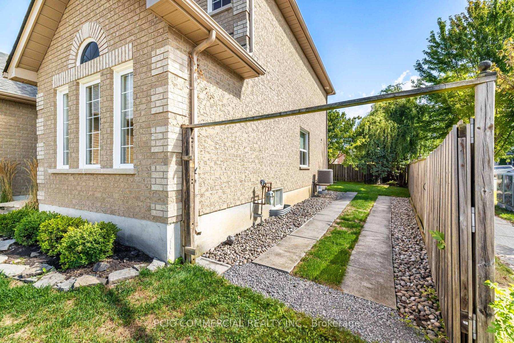 Photo 50 of 18 Max Avenue, Barrie, Painswick South — HOMEH