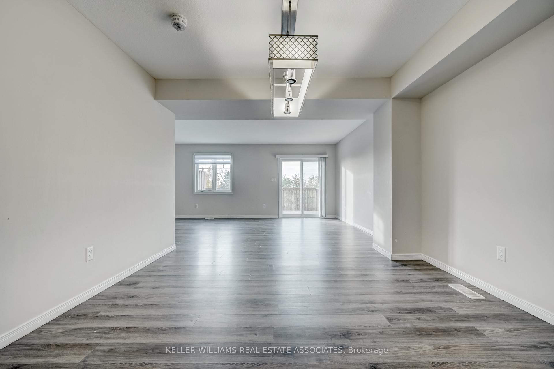 Photo 7 of 67 Eliza Avenue, Kitchener, Larentian West — HOMEH