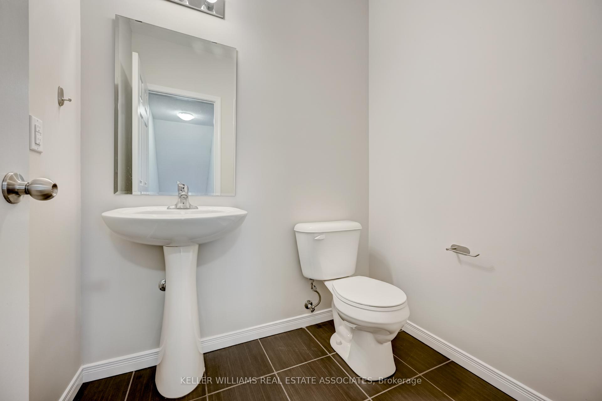 Photo 13 of 67 Eliza Avenue, Kitchener, Larentian West — HOMEH