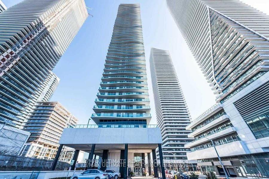 Front of Unit 1003, 33 Shore Breeze Drive