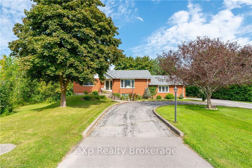 Front of 795835 GREY RD 19 Road