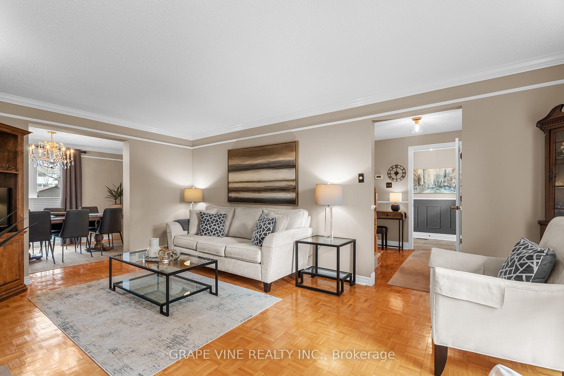 Photo 3 of 58 Charkay Street, Ottawa, Borden Farm/Stewart Farm/Carleton Heights/Parkwood Hills — HOMEH