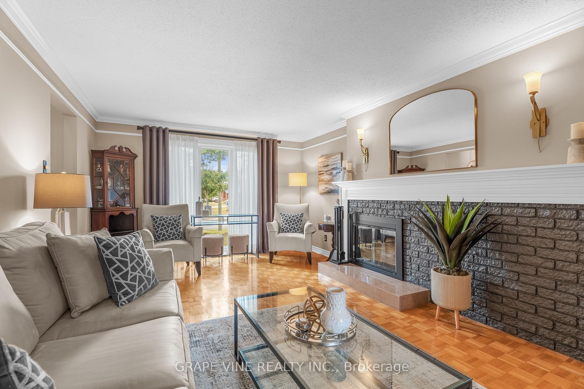 Photo 7 of 58 Charkay Street, Ottawa, Borden Farm/Stewart Farm/Carleton Heights/Parkwood Hills — HOMEH