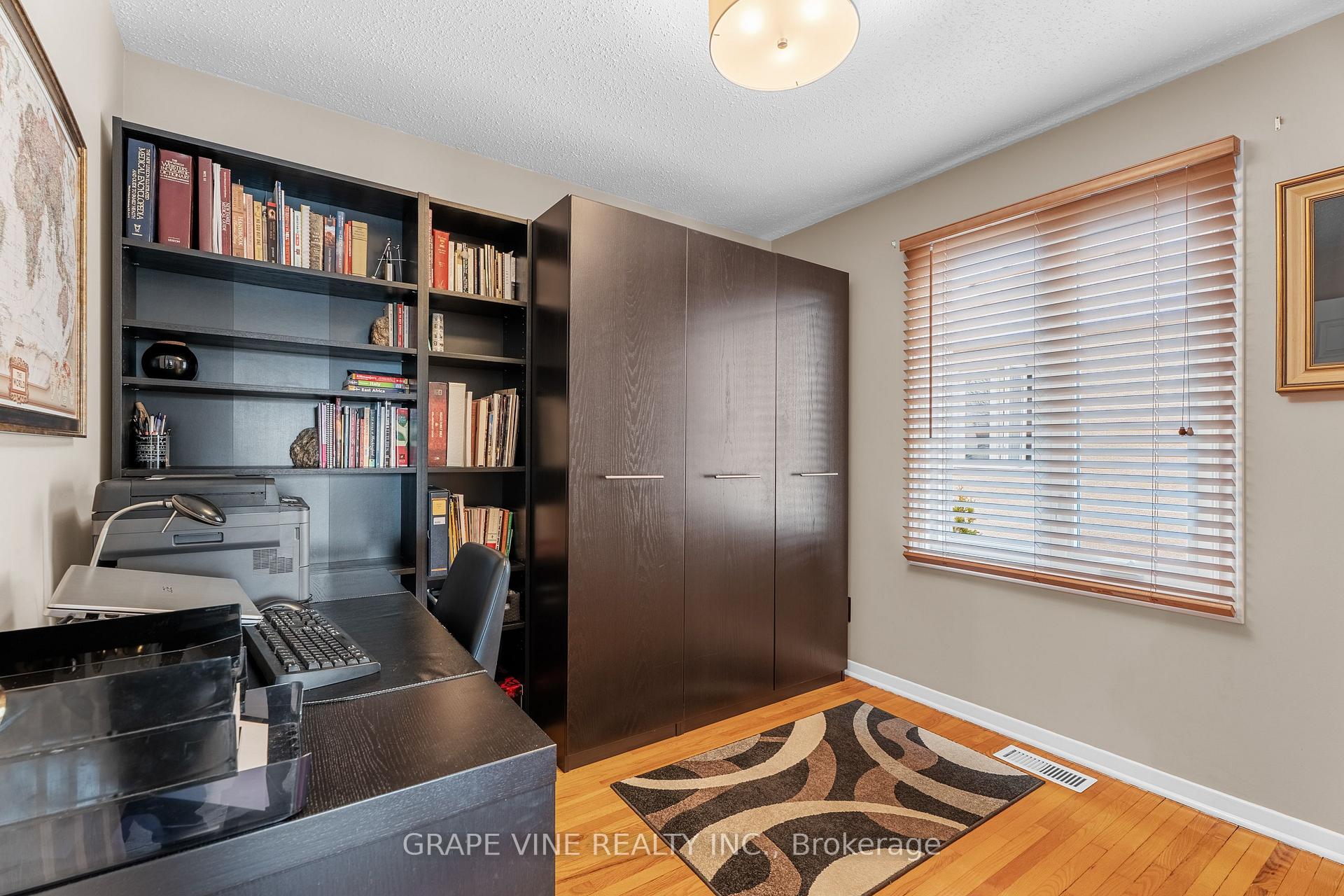 Photo 22 of 58 Charkay Street, Ottawa, Borden Farm/Stewart Farm/Carleton Heights/Parkwood Hills — HOMEH