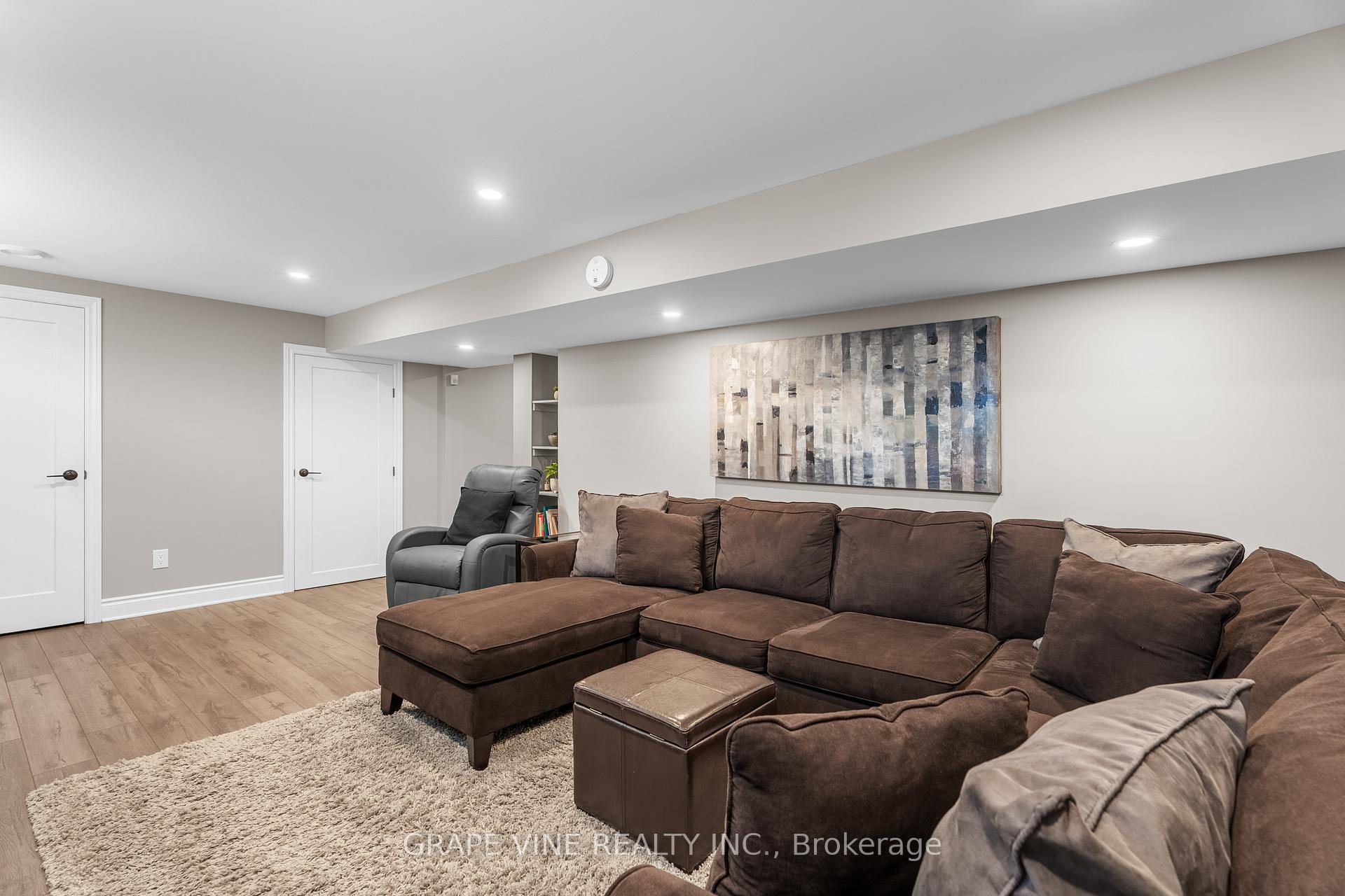 Photo 27 of 58 Charkay Street, Ottawa, Borden Farm/Stewart Farm/Carleton Heights/Parkwood Hills — HOMEH