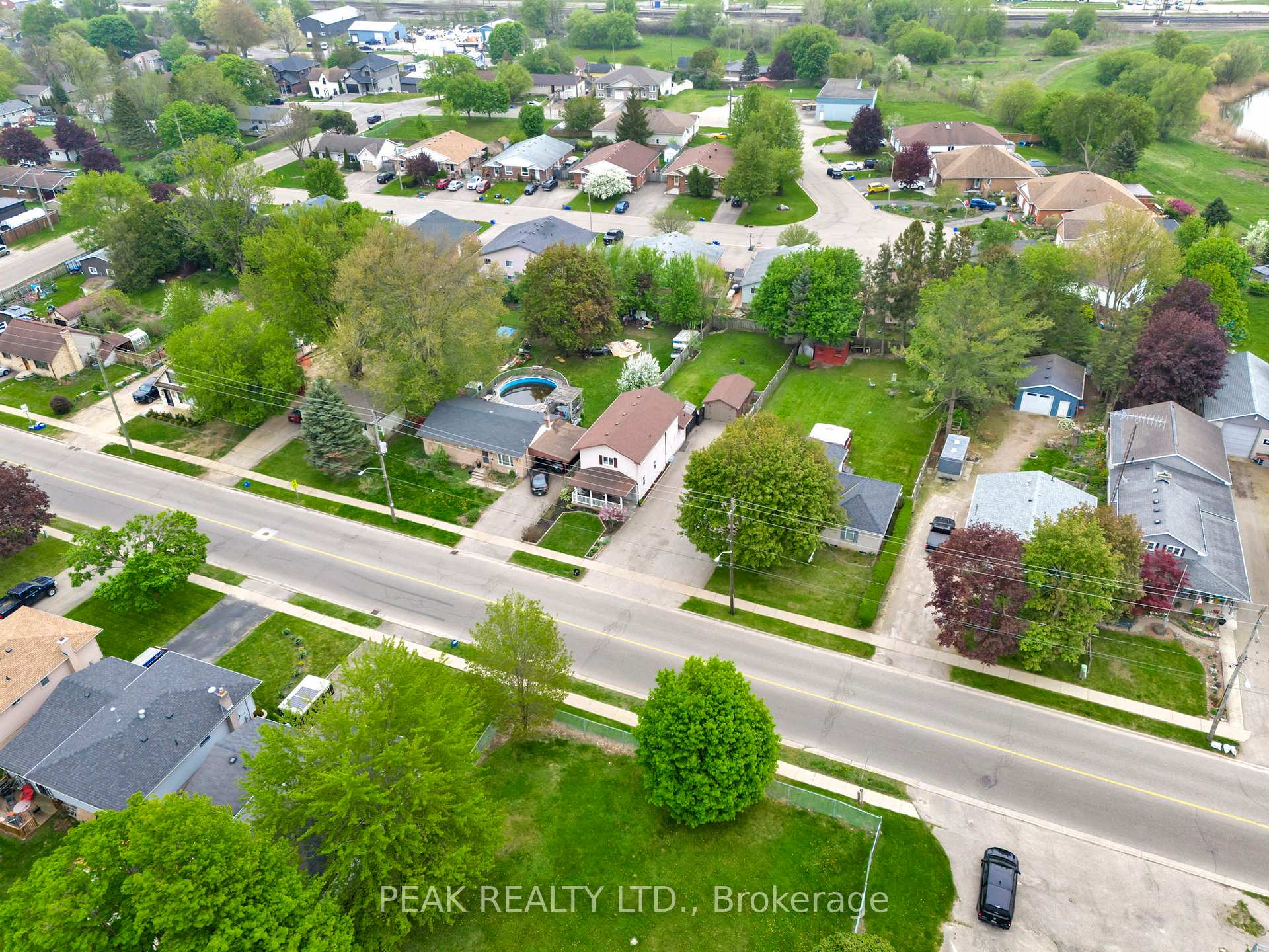 Photo 34 of 126 Silver Street, Brant, Paris — HOMEH