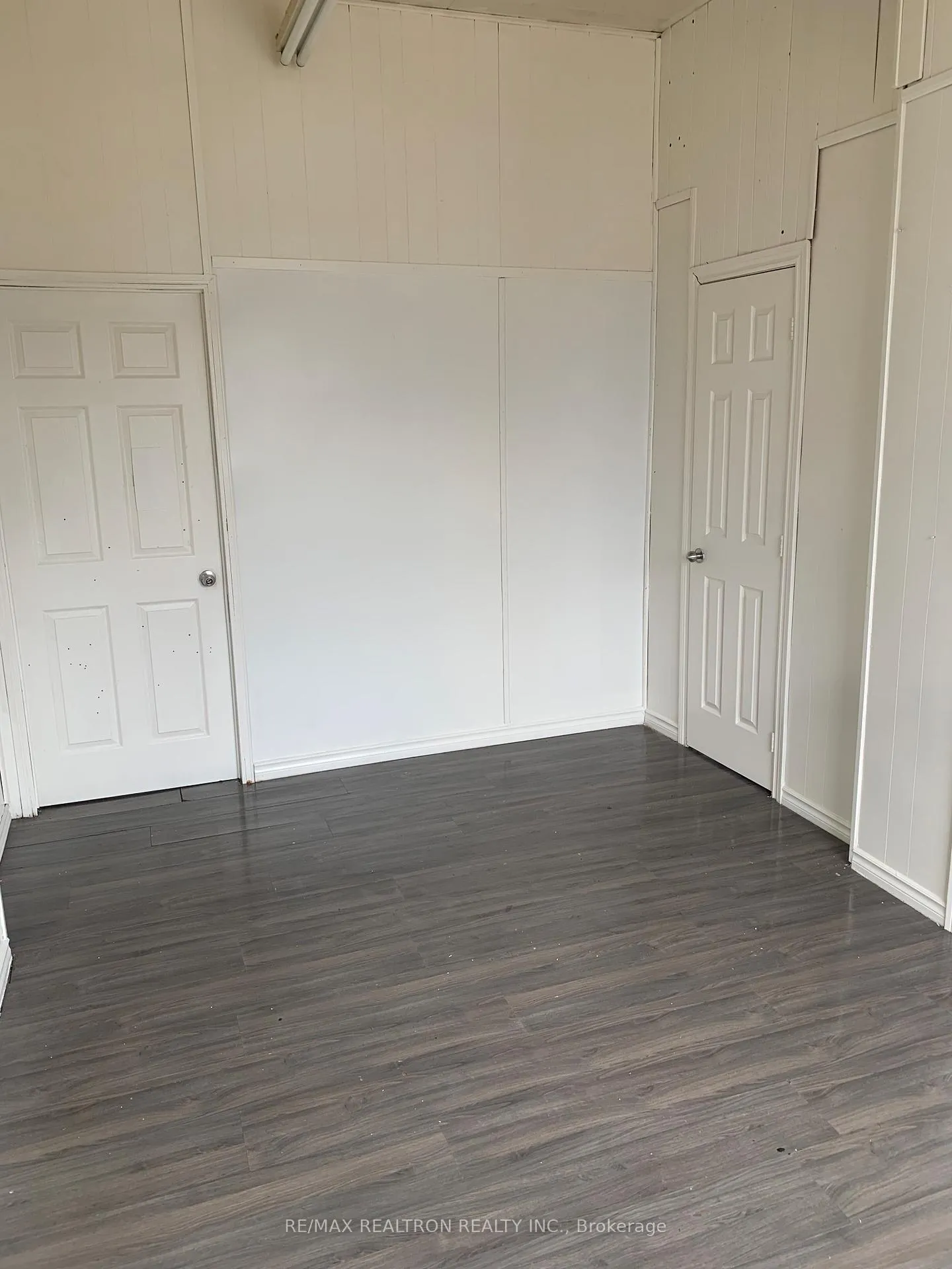Photo 7 of Unit B, 54 Market Square, Quinte West, Trenton Ward — HOMEH