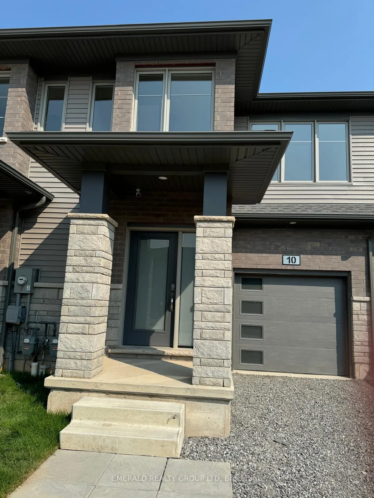 Front of 10 Whelan Court