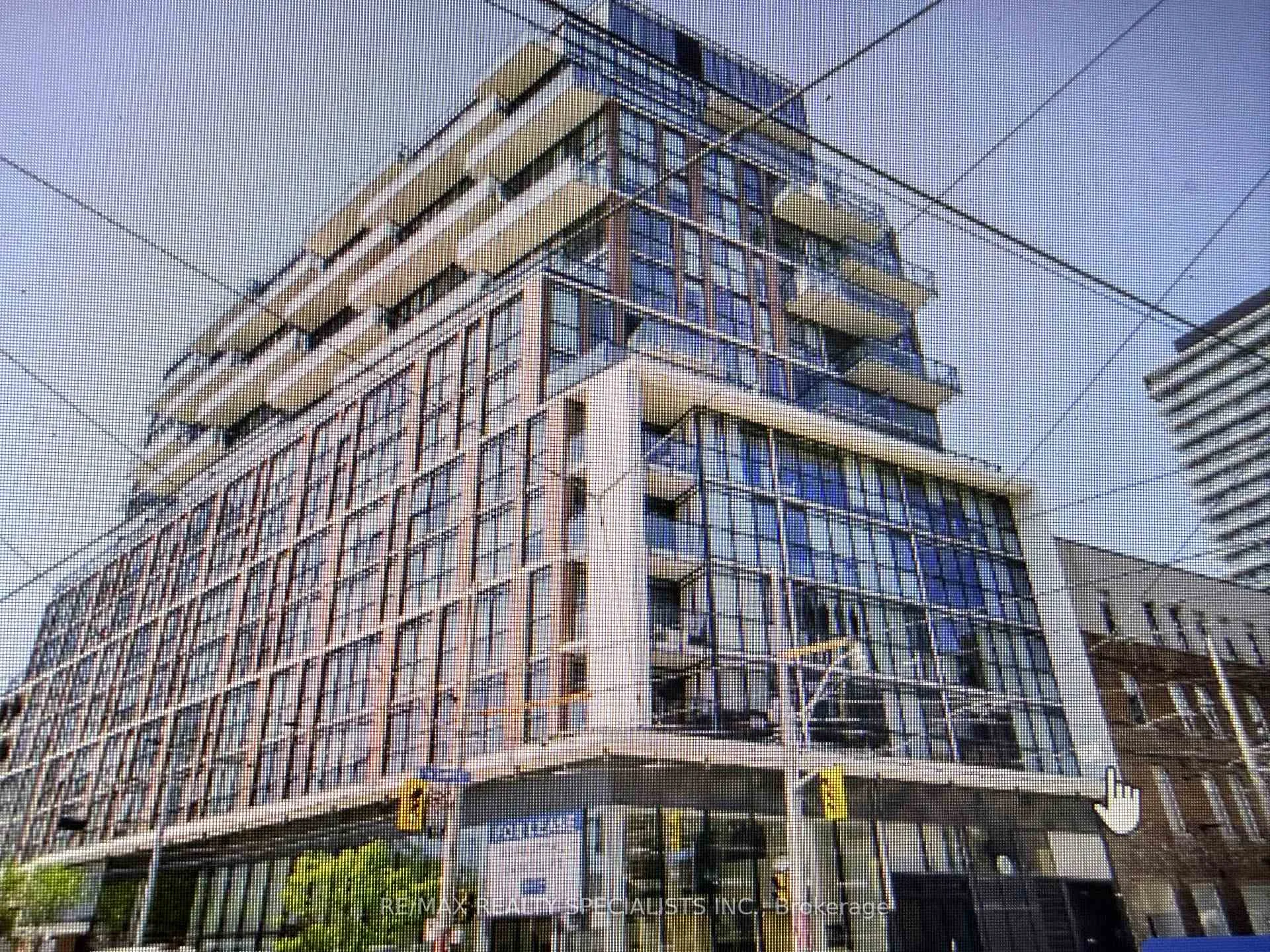 Front of Unit 616, 318 King Street E