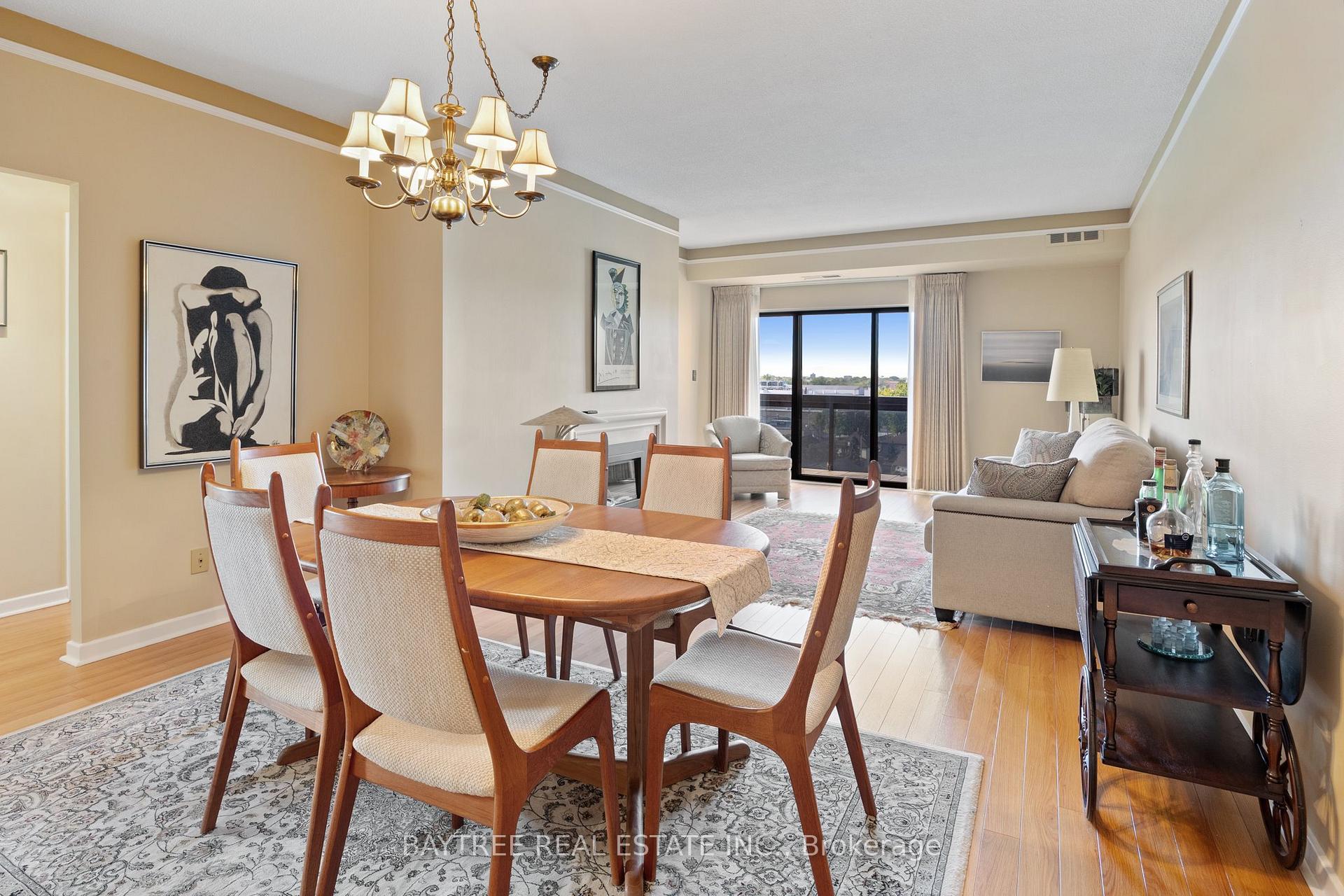 Photo 2 of Unit 803, 3663 Riverside Drive E, Windsor — HOMEH