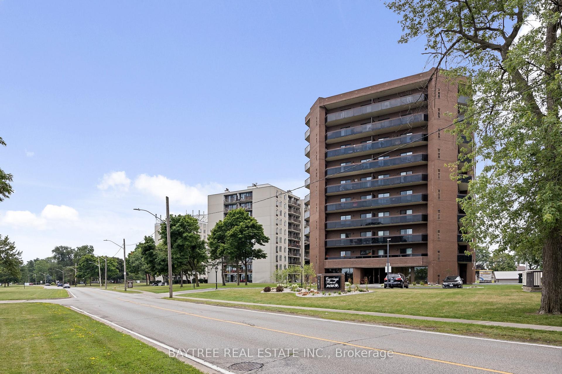 Photo 19 of Unit 803, 3663 Riverside Drive E, Windsor — HOMEH