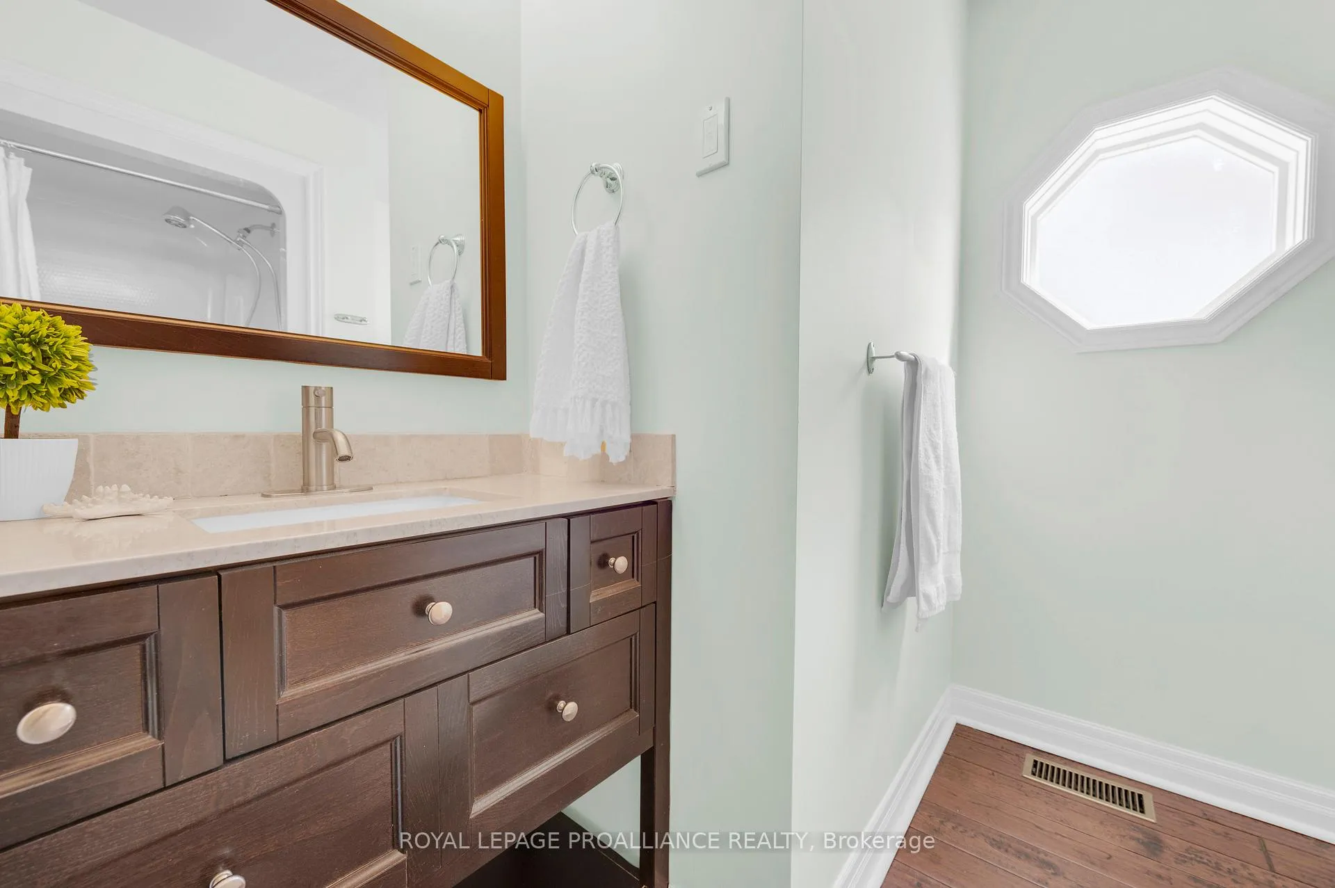 Photo 9 of 20 Lockwood Drive, Brighton — HOMEH