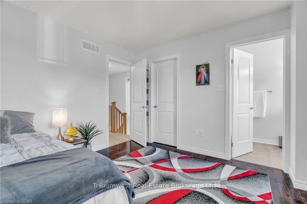 Photo 12 of 38 Waterford Drive, Guelph, Pineridge/Westminster Woods — HOMEH