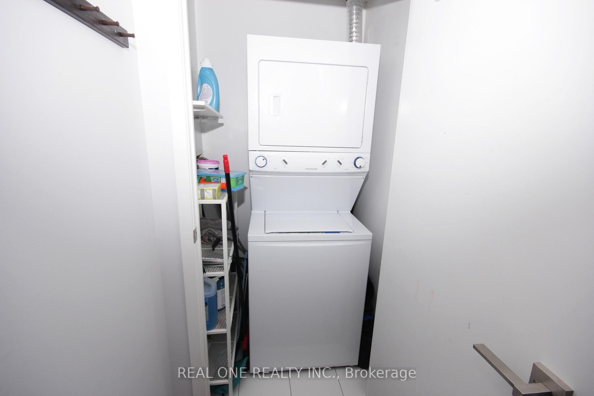 Photo 17 of Unit 315, 98 Lillian Street, Toronto, Mount Pleasant West — HOMEH